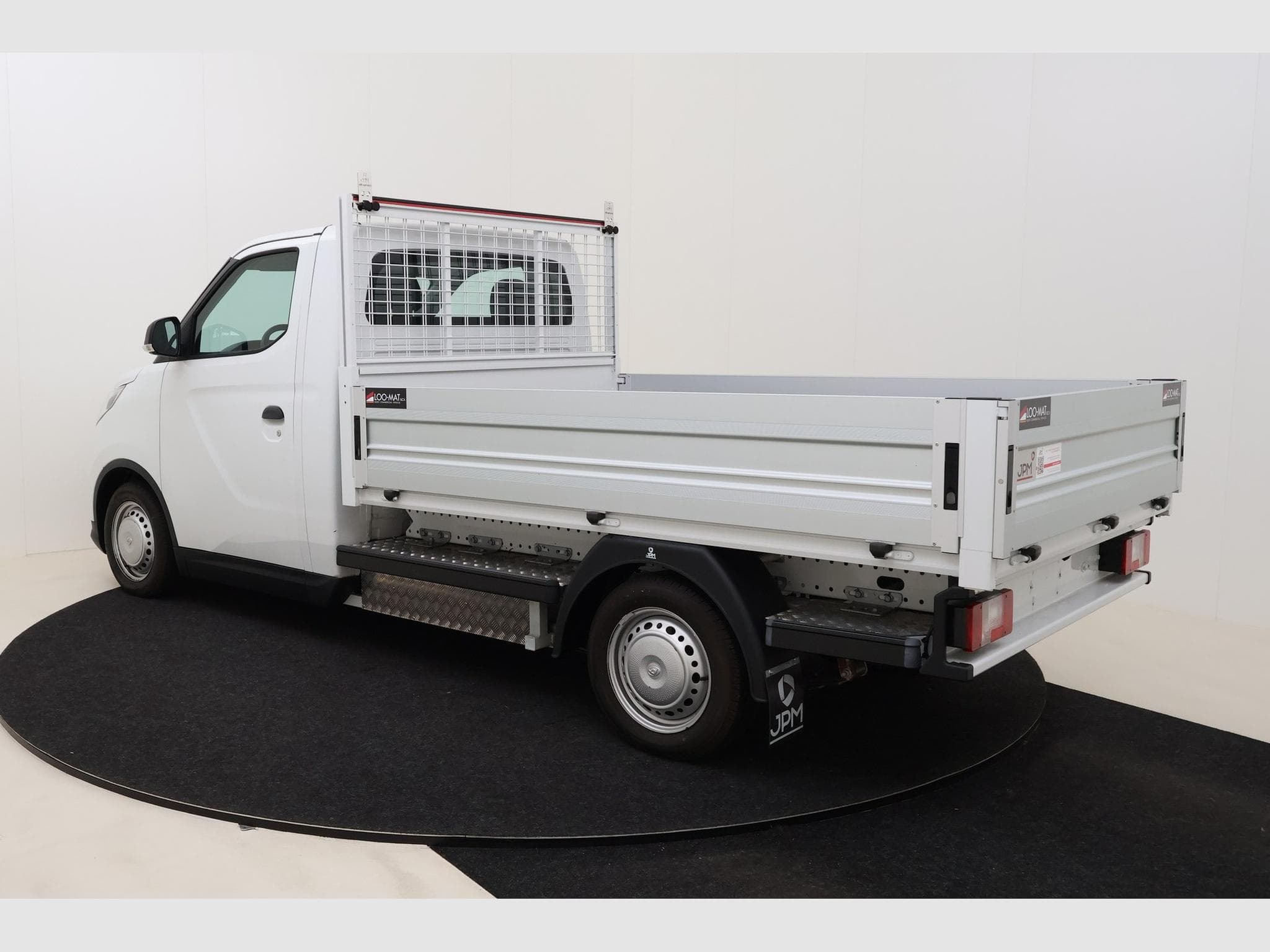 Maxus eDeliver 3 LONG WHEEL BASE (2025) - Photo 8