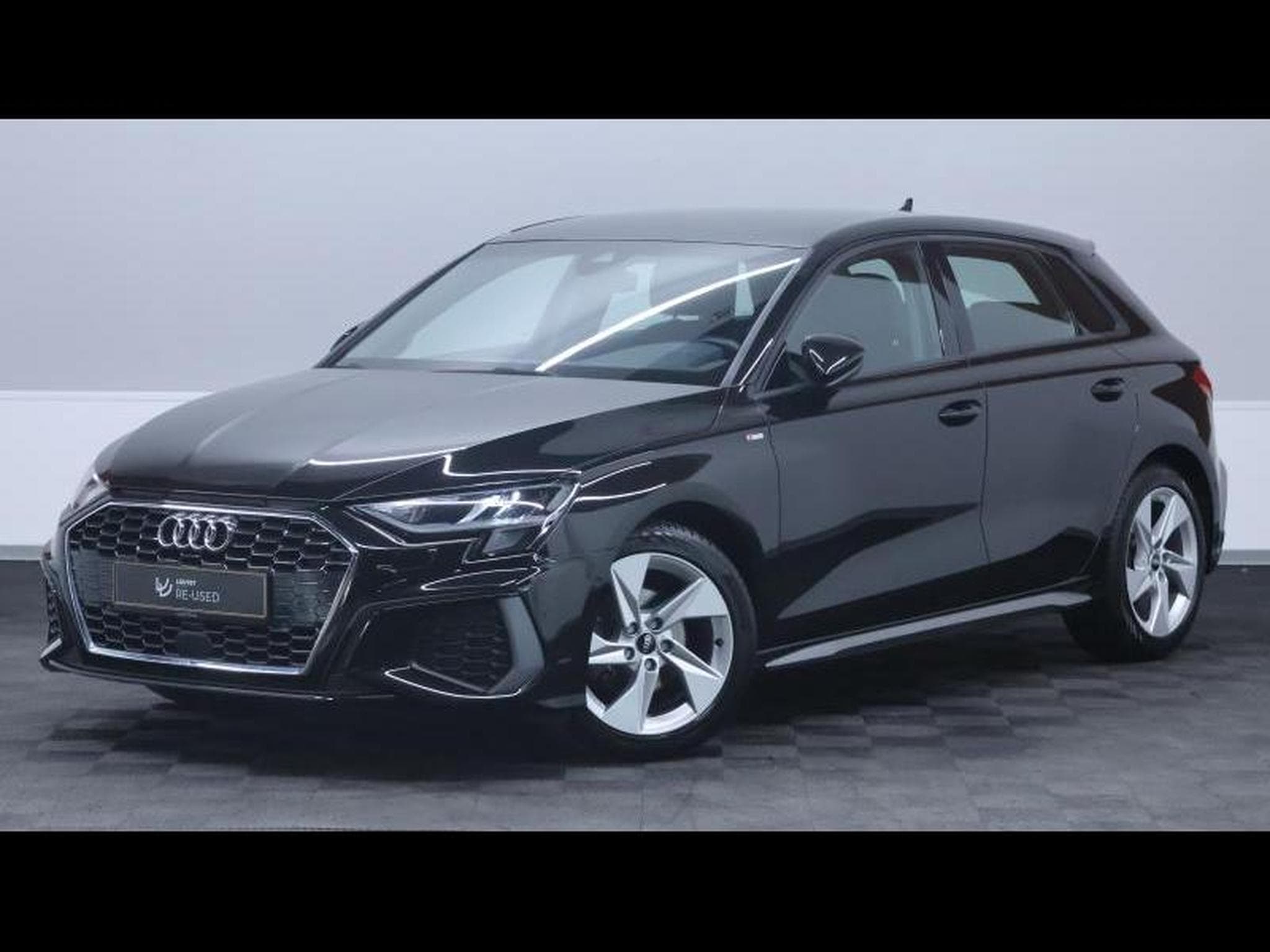 Audi A3 35 TFSI 150 S-LINE (2022) - Photo 1
