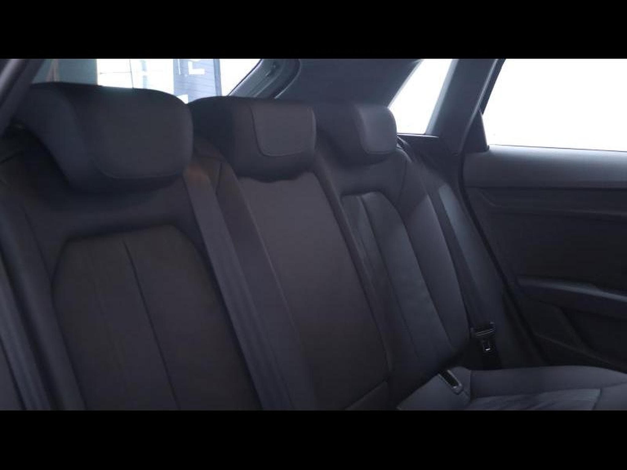 Audi A3 35 TFSI 150 S-LINE (2022) - Photo 14