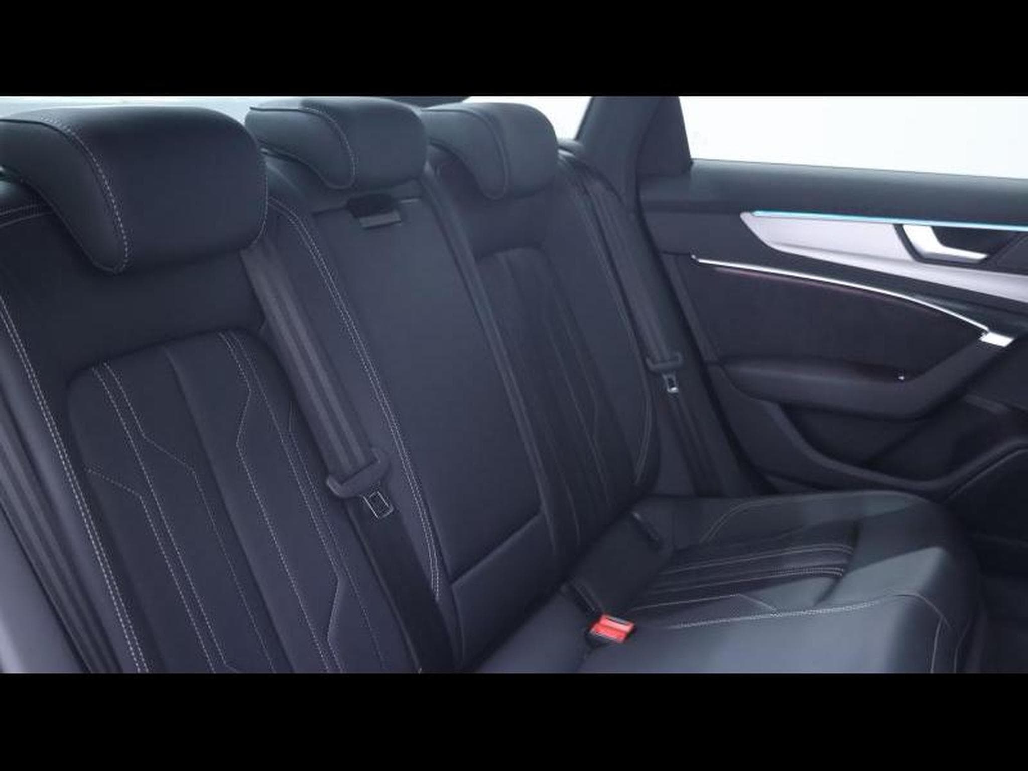 Audi A6 Limousine S-Line Edition 35TDI 163 (2024) - Photo 14