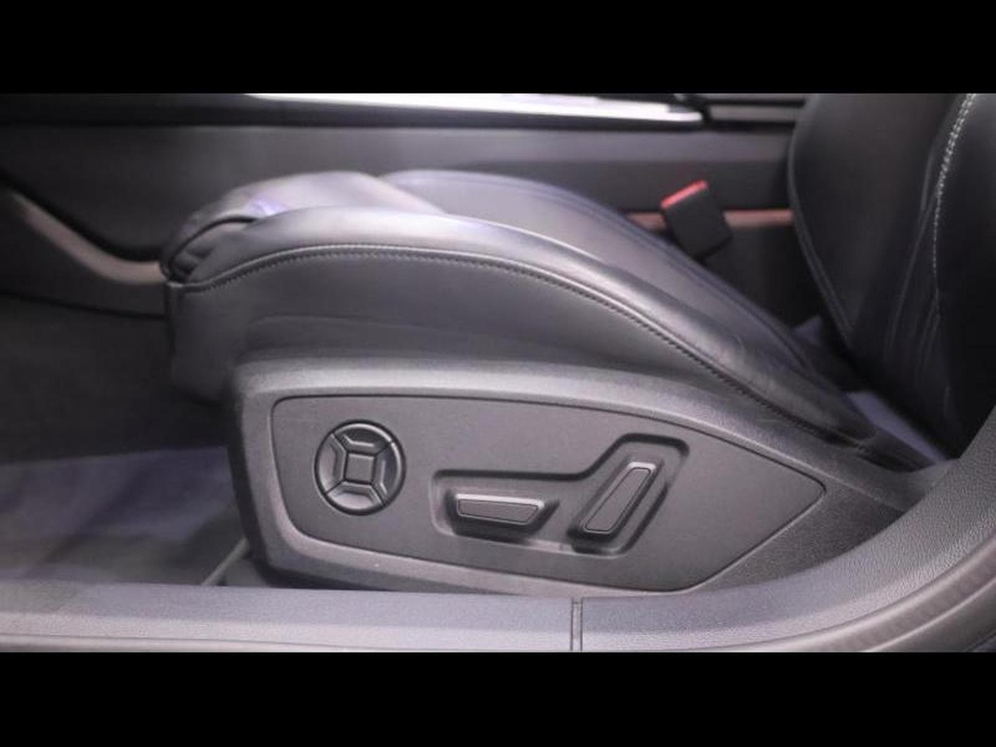 Audi A6 Limousine S-Line Edition 35TDI 163 (2024) - Photo 27