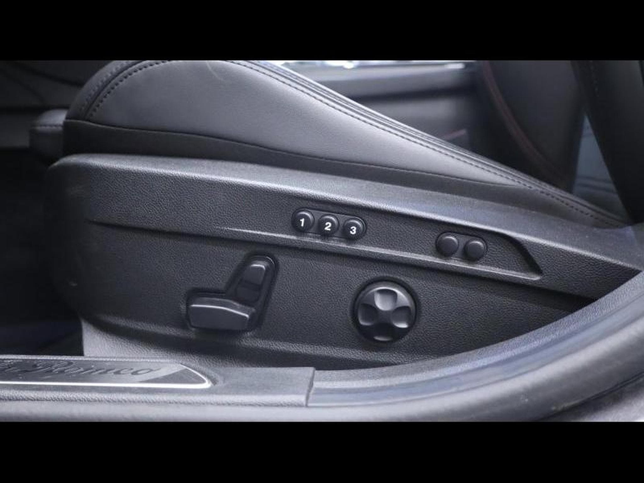 Alfa-Romeo Giulia 2.9 V6 510 Quadrifoglio (2021) - Photo 26