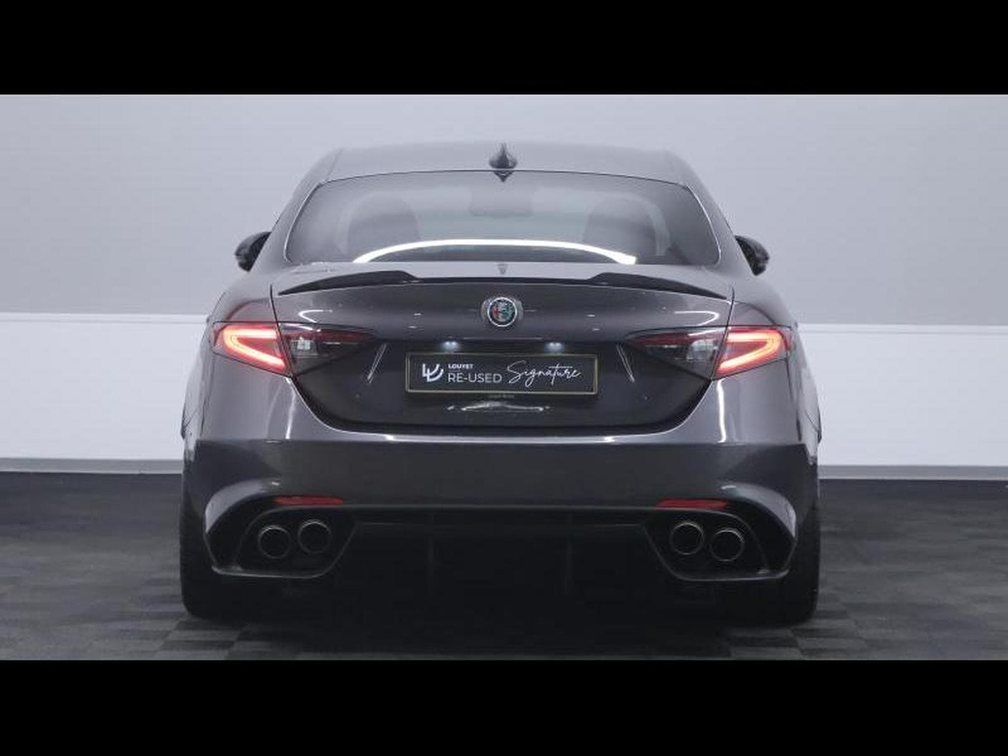Alfa-Romeo Giulia 2.9 V6 510 Quadrifoglio (2021) - Photo 6