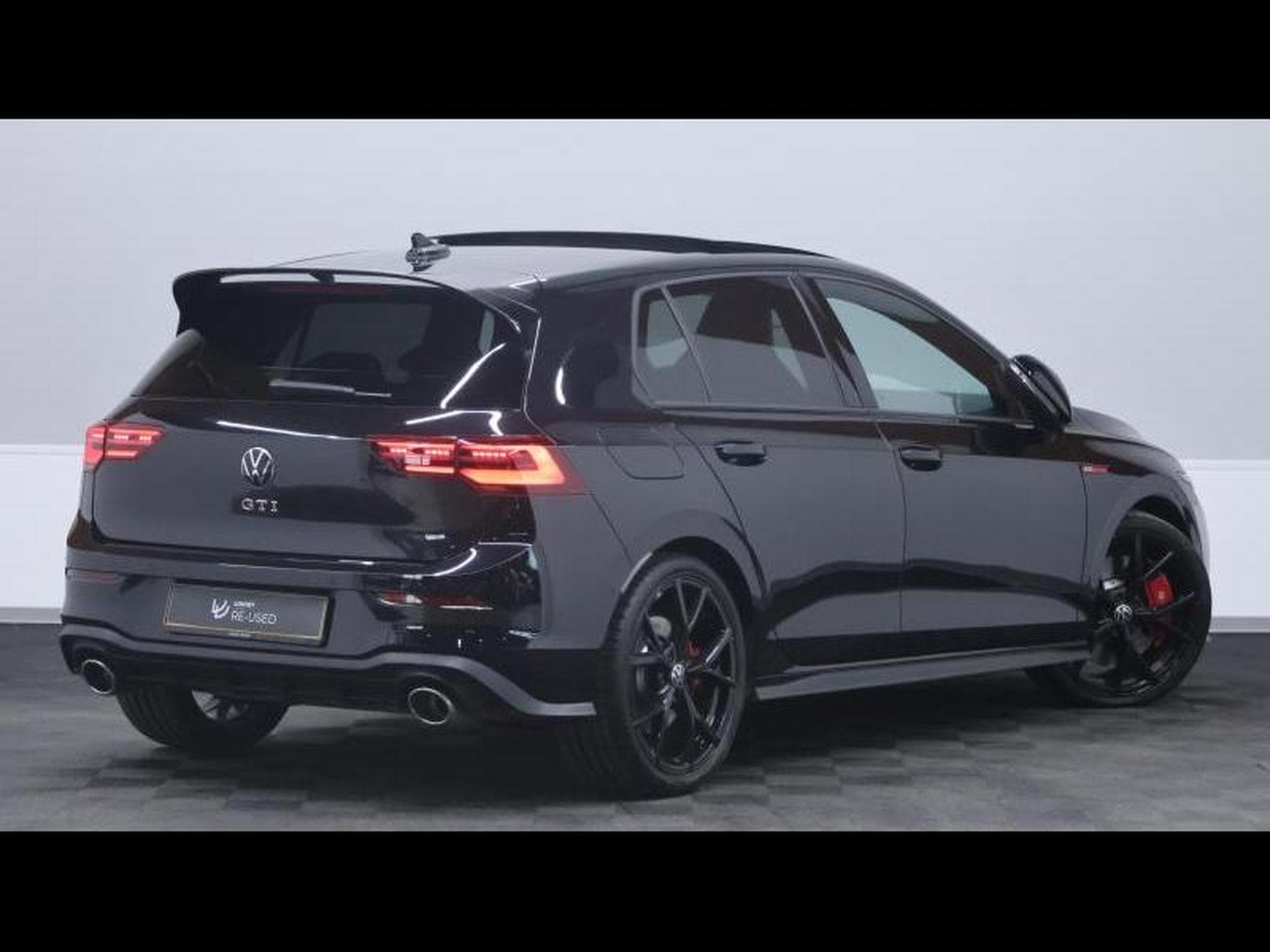 VW Golf 8 Clubsport 2.0 TSI 300 DSG (2023) - Photo 5