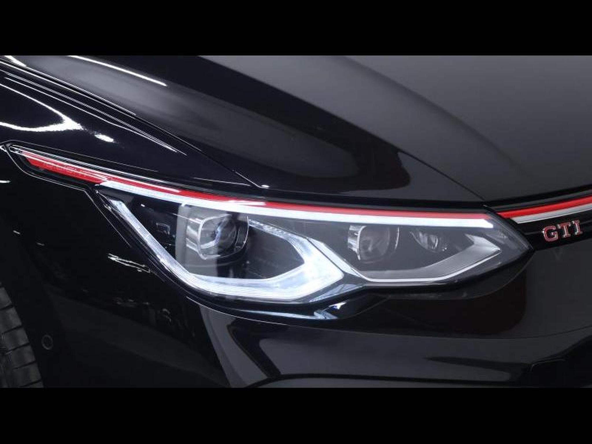 VW Golf 8 Clubsport 2.0 TSI 300 DSG (2023) - Photo 8