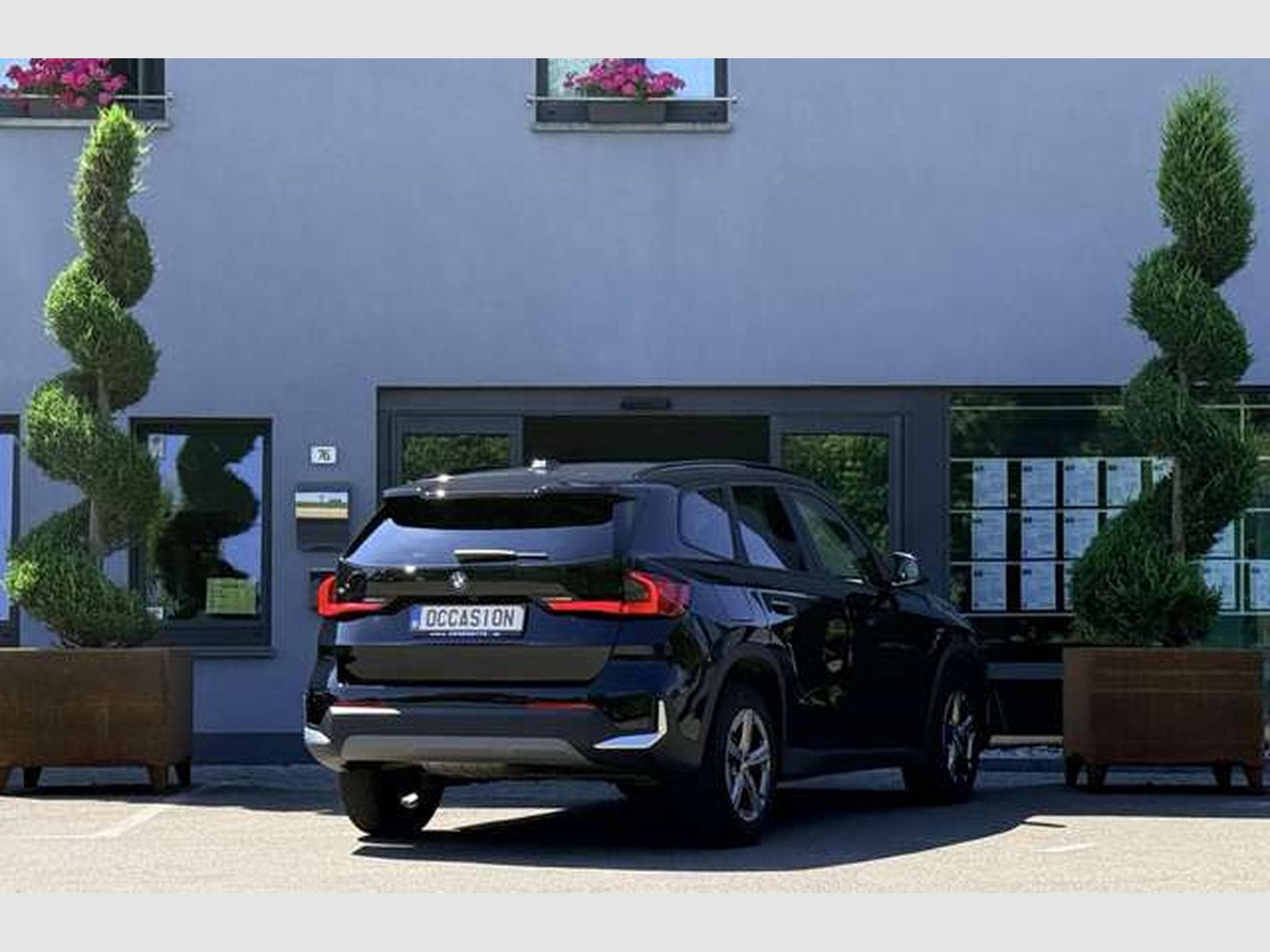 BMW X1 2.0 DIESEL 136CV S-DRIVE (2024) - Photo 2
