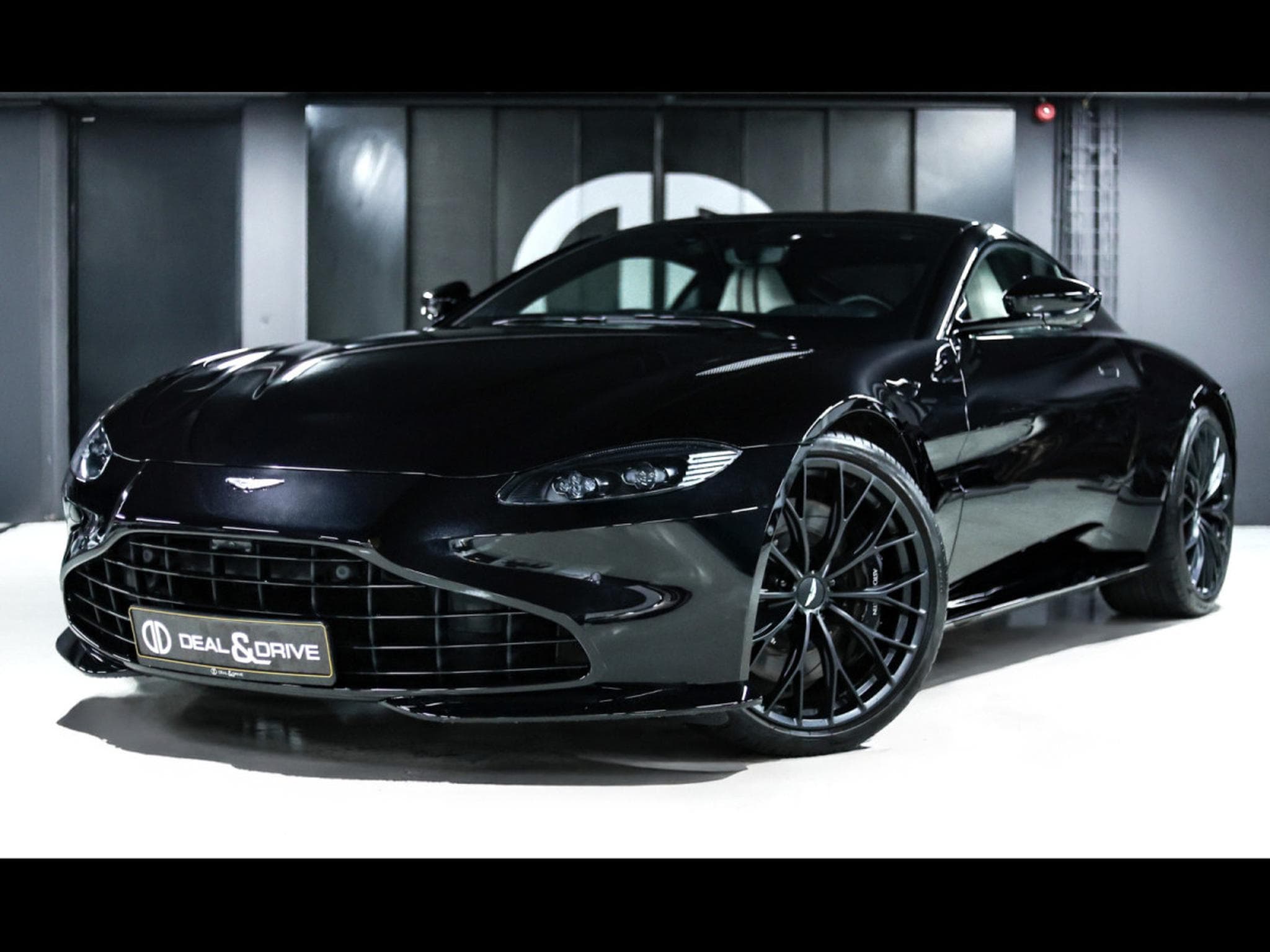 Aston-Martin V8 Vantage COUPE - FULL XPEL (2022) - Photo 1