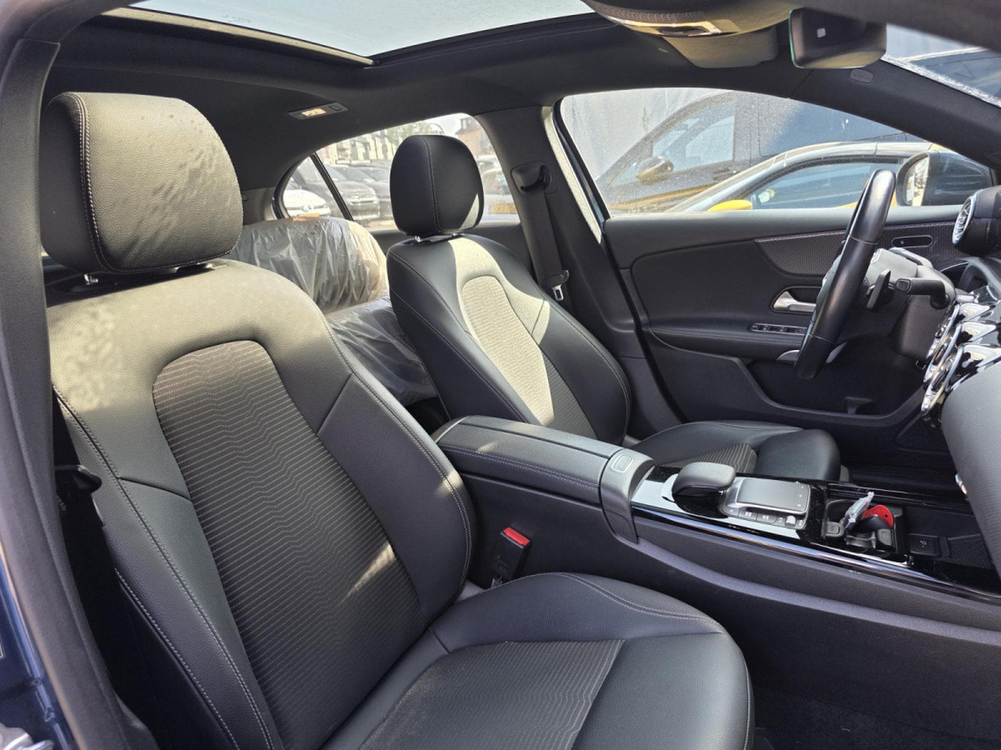 Mercedes A 250 e Plug in PROGRESSIVE LINE PANO CUIR NAVI 1 HAND (2022) - Photo 6