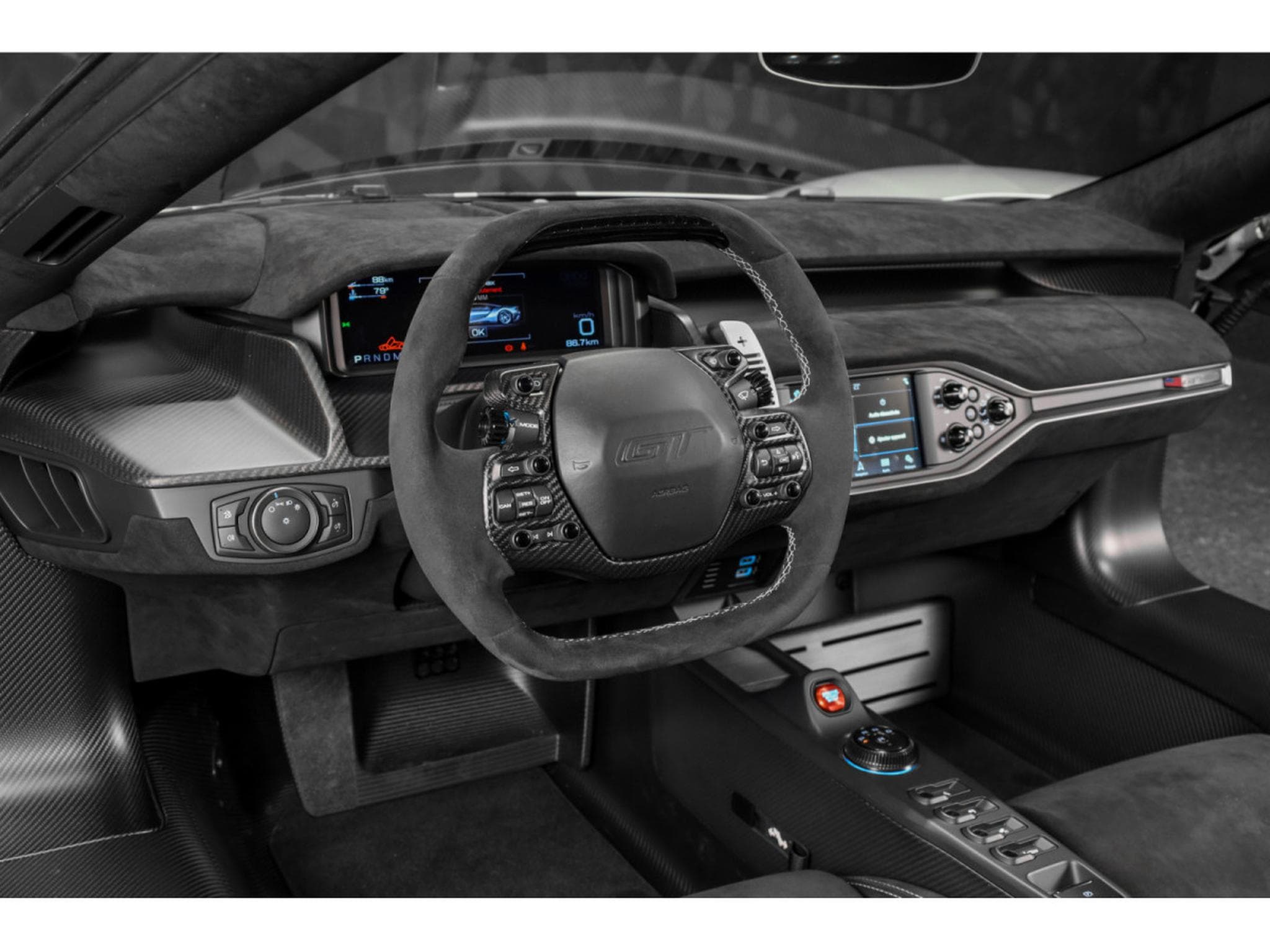 Ford AMG GT Carbon Series - Ingot Silver (2023) - Photo 9