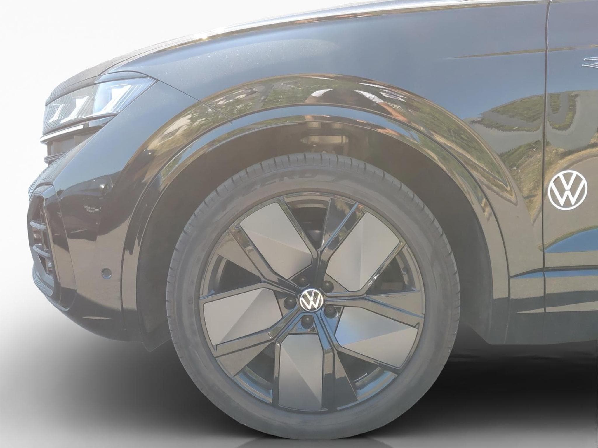 VW Touareg R-Line FINAL EDITION (2026) - Photo 8