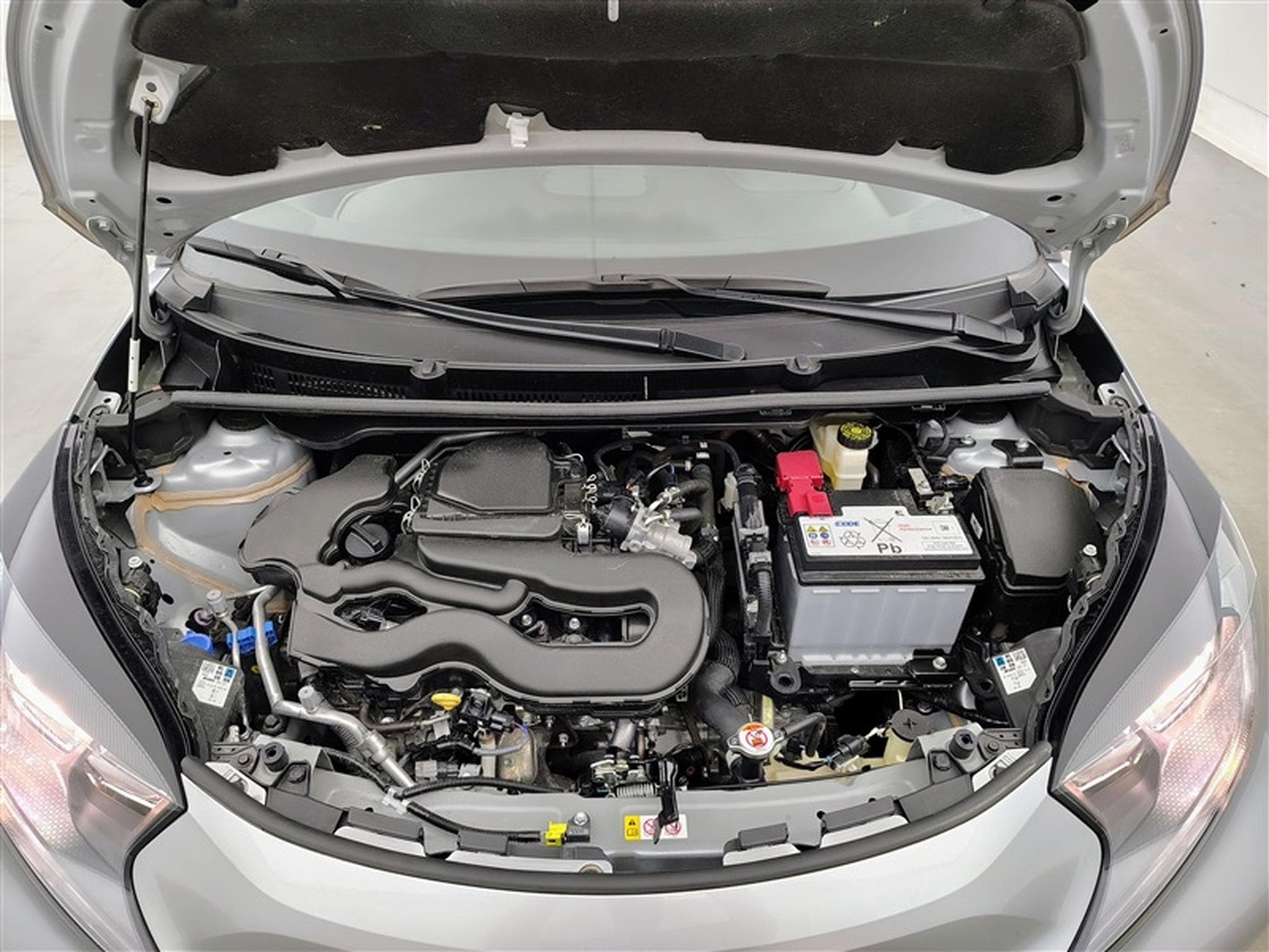 Toyota Aygo 1.0i VVT-i X play (2023) - Photo 19