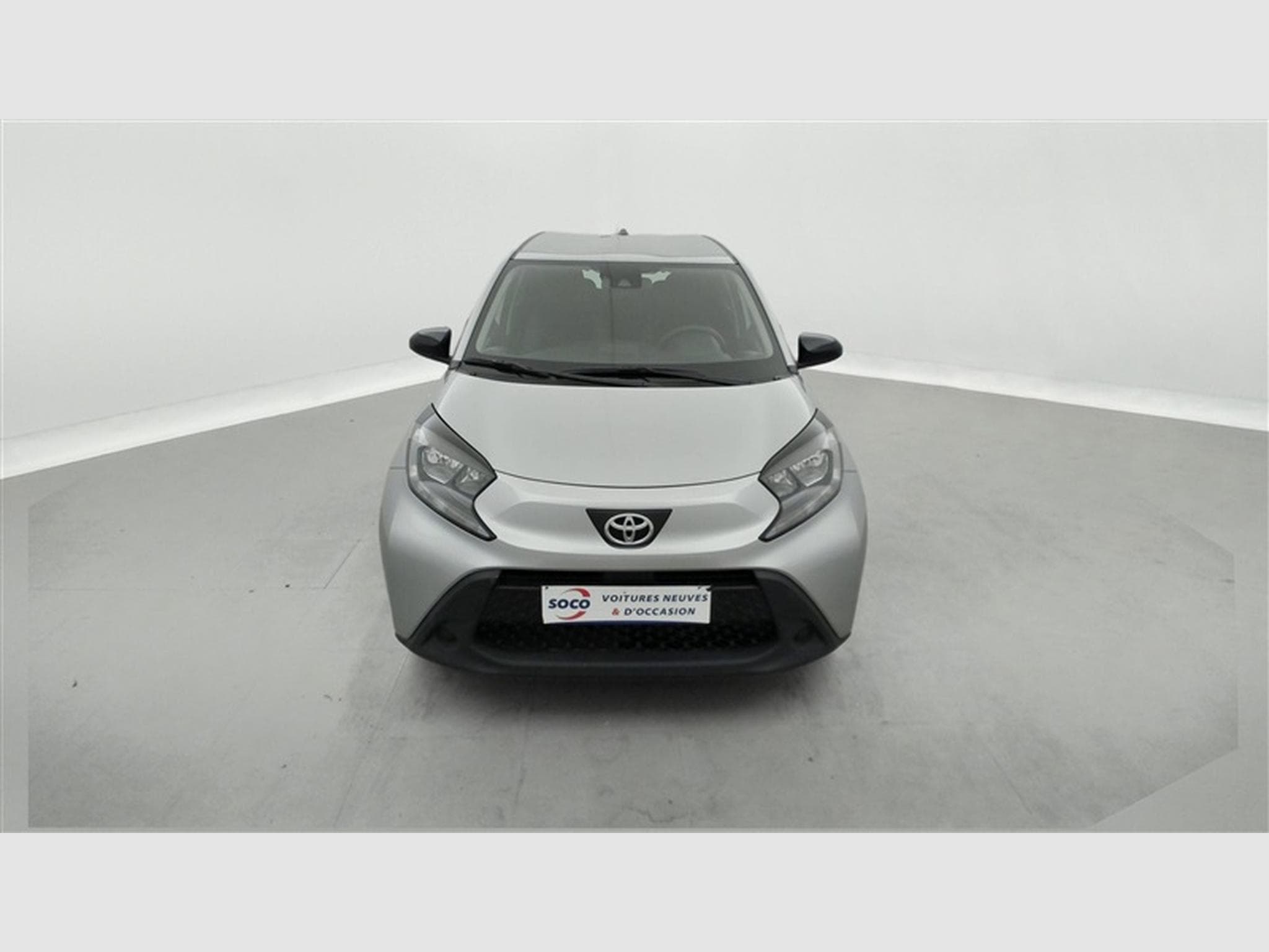 Toyota Aygo 1.0i VVT-i X play (2023) - Photo 4