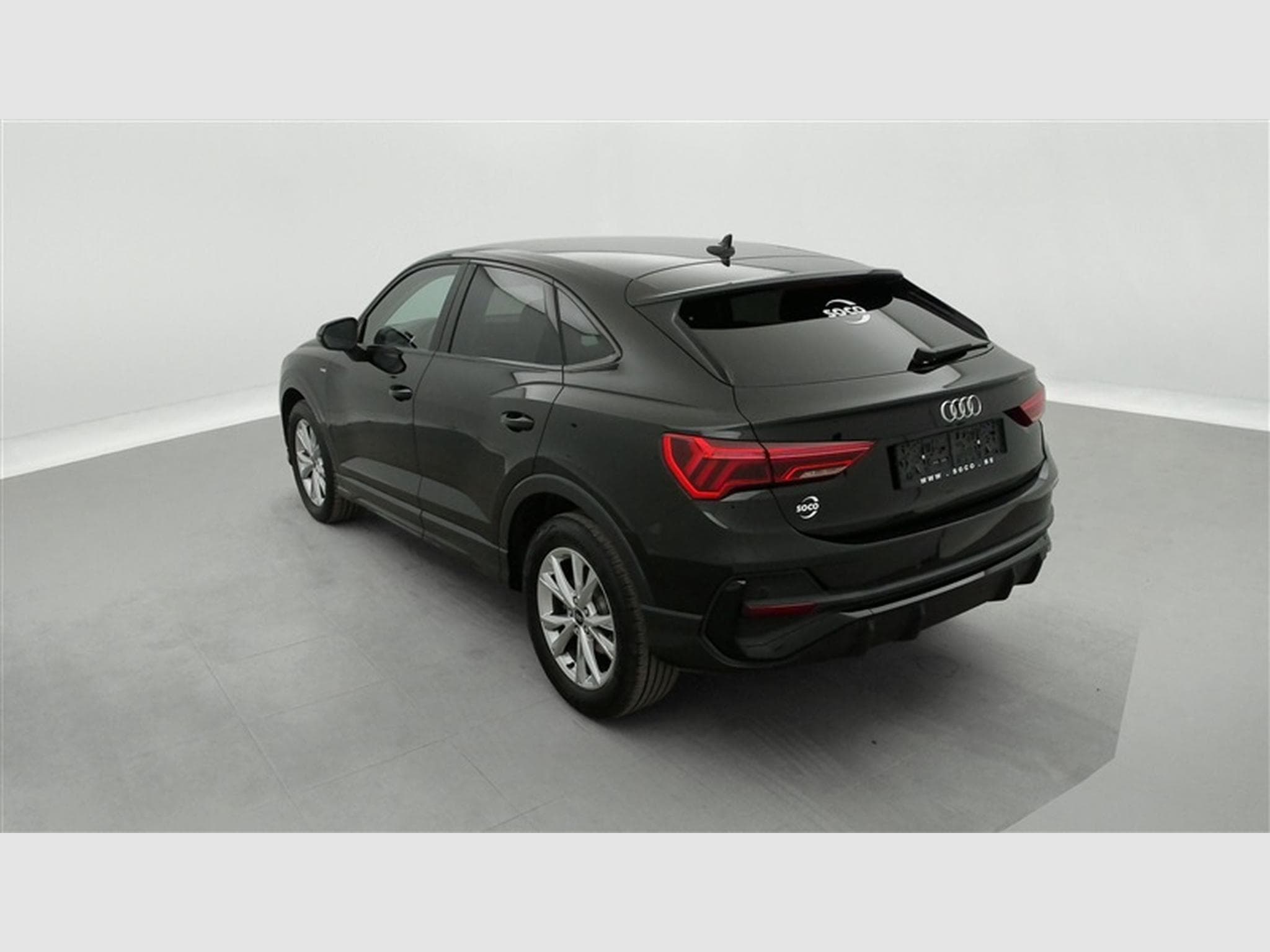 Audi Q3 Sportback 35 TFSI S tronic S-LINE *NAVI/FULL LED/CAMERA/PDC* (2023) - Photo 2