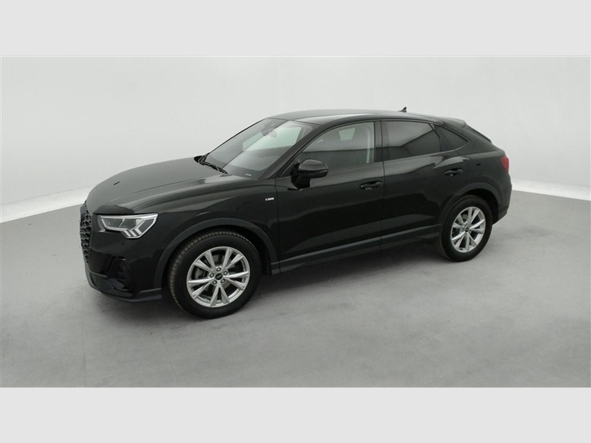 Audi Q3 Sportback 35 TFSI S tronic S-LINE *NAVI/FULL LED/CAMERA/PDC* (2023) - Photo 22