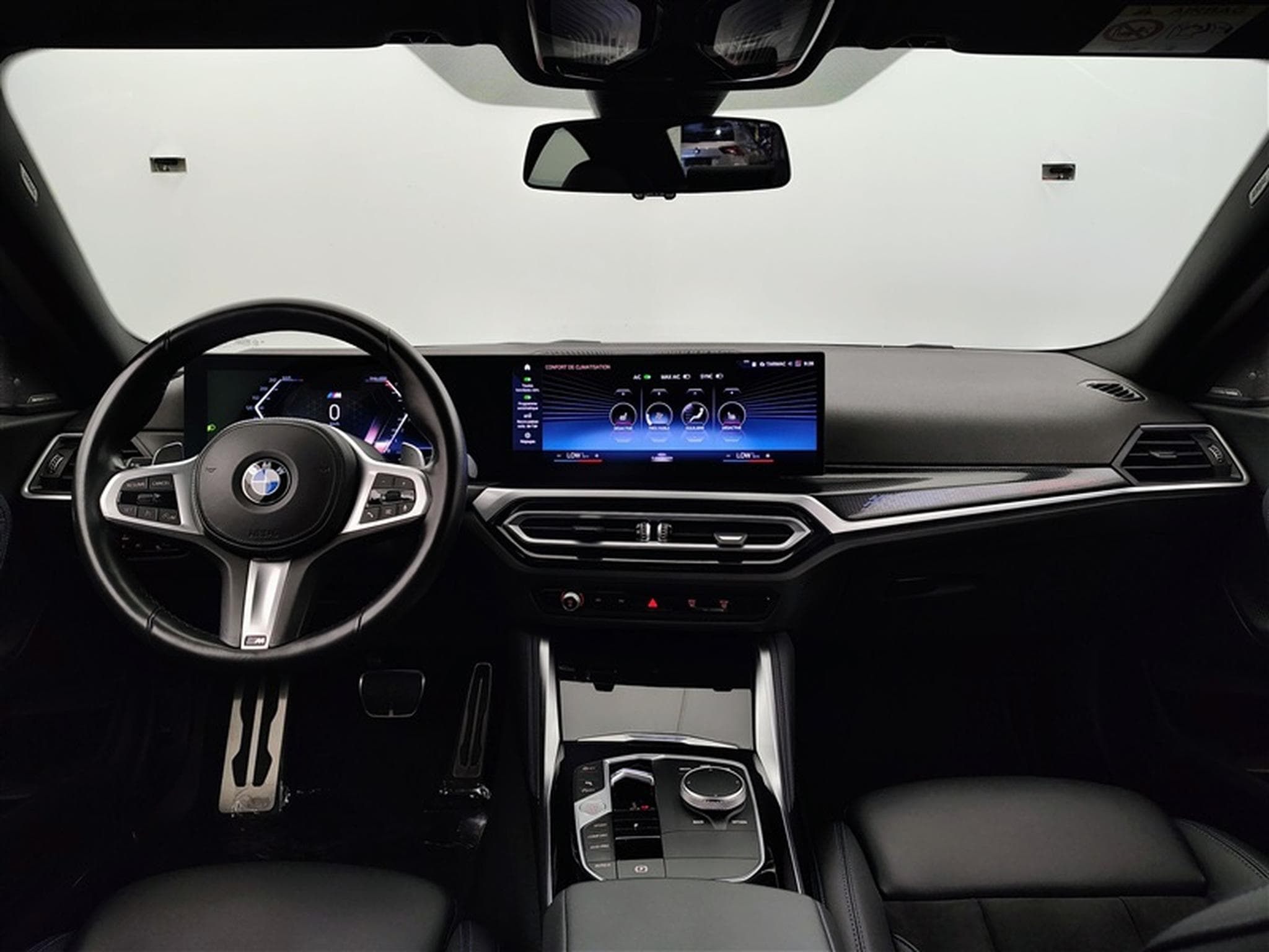 BMW 218 Coupé 218iA (2023) - Photo 8