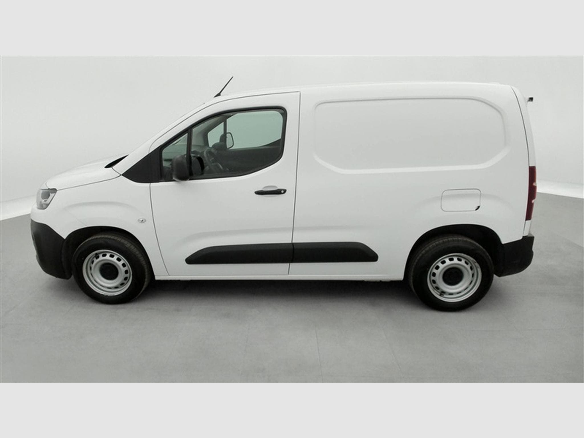 Citroen Berlingo 1.5 BlueHDi M Light Club S/S (6.2) (2021) - Photo 3