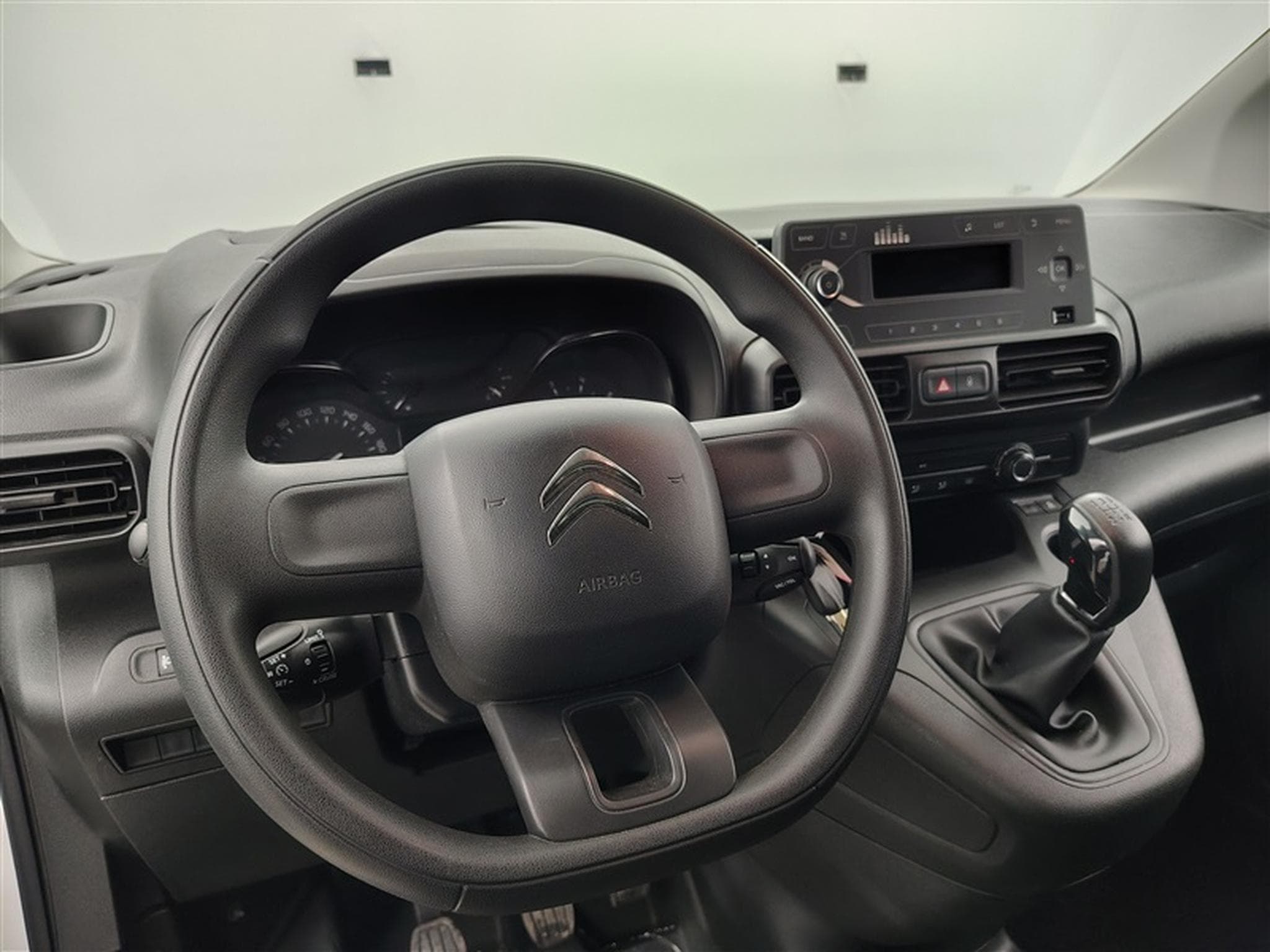 Citroen Berlingo 1.5 BlueHDi M Light Club S/S (6.2) (2021) - Photo 9