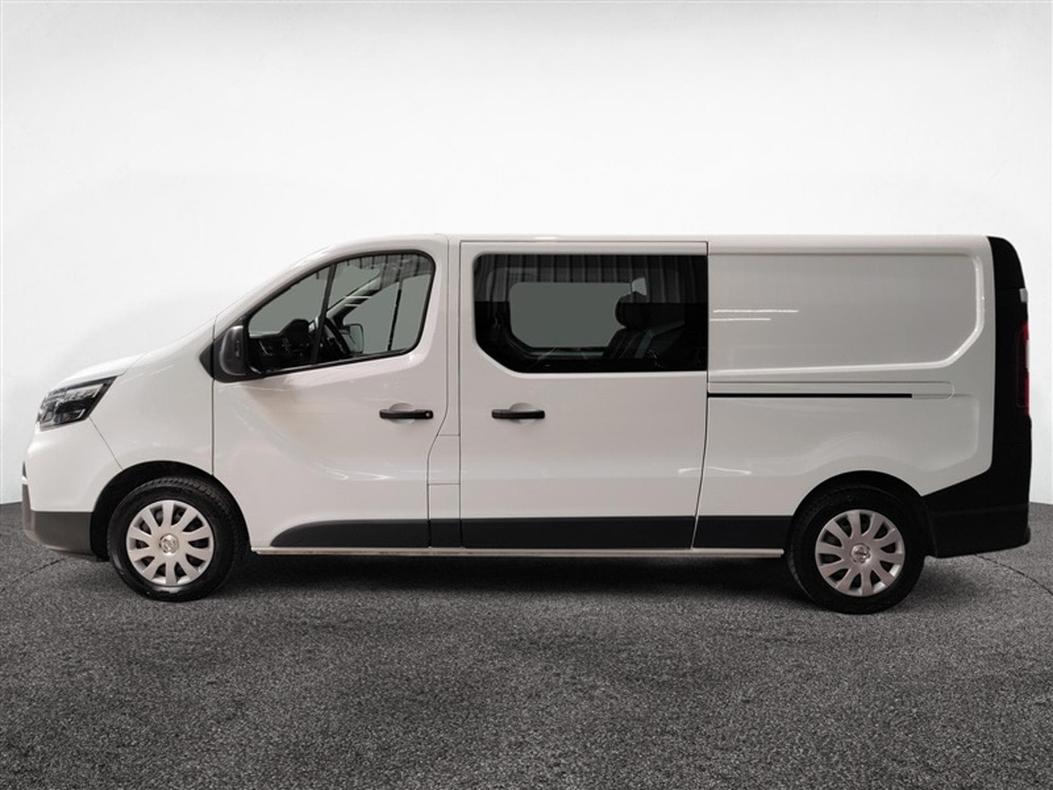 Nissan Primastar 2.0 dCi 30 L2H1 Dble Cabine (2023) - Photo 3