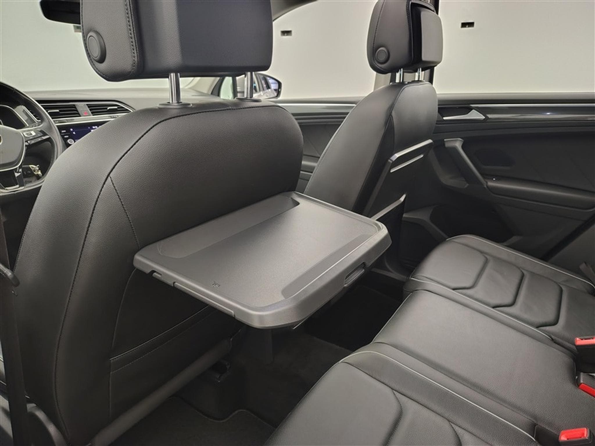 VW Tiguan 2.0 TDI SCR R-Line DSG (2020) - Photo 20