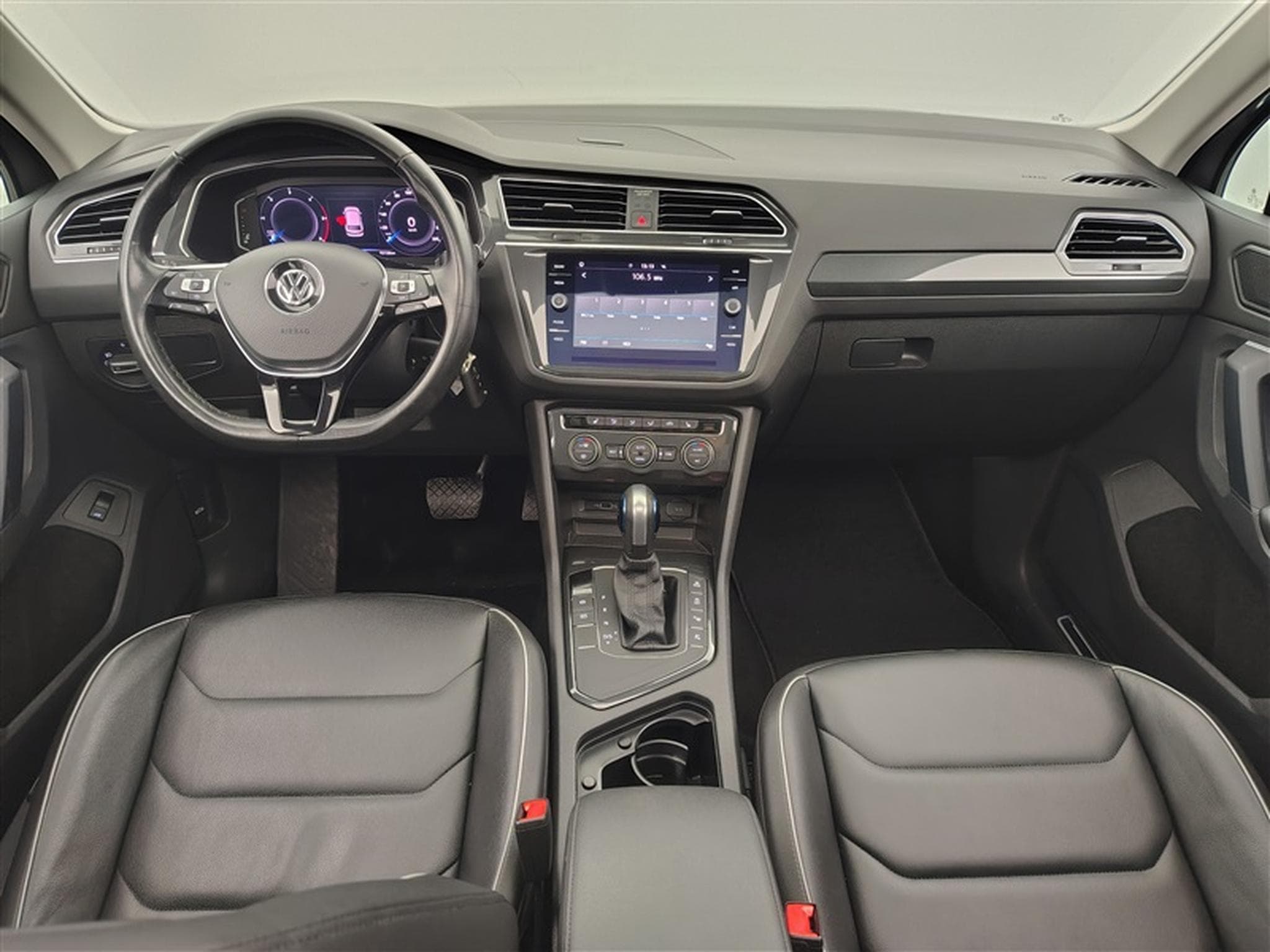 VW Tiguan 2.0 TDI SCR R-Line DSG (2020) - Photo 8