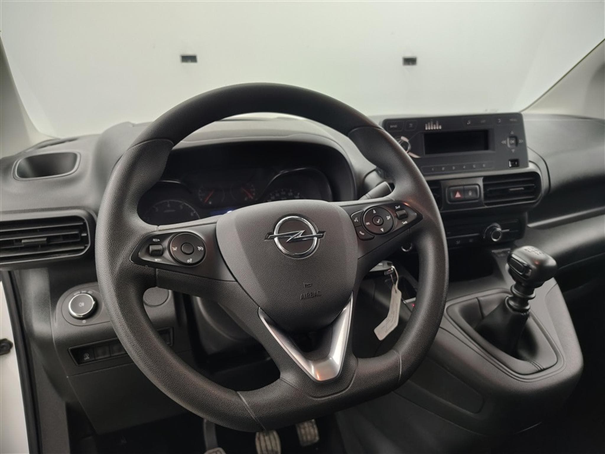 Opel Combo 1.5 TD BI L1H1 NAVI / PDC (2022) - Photo 9