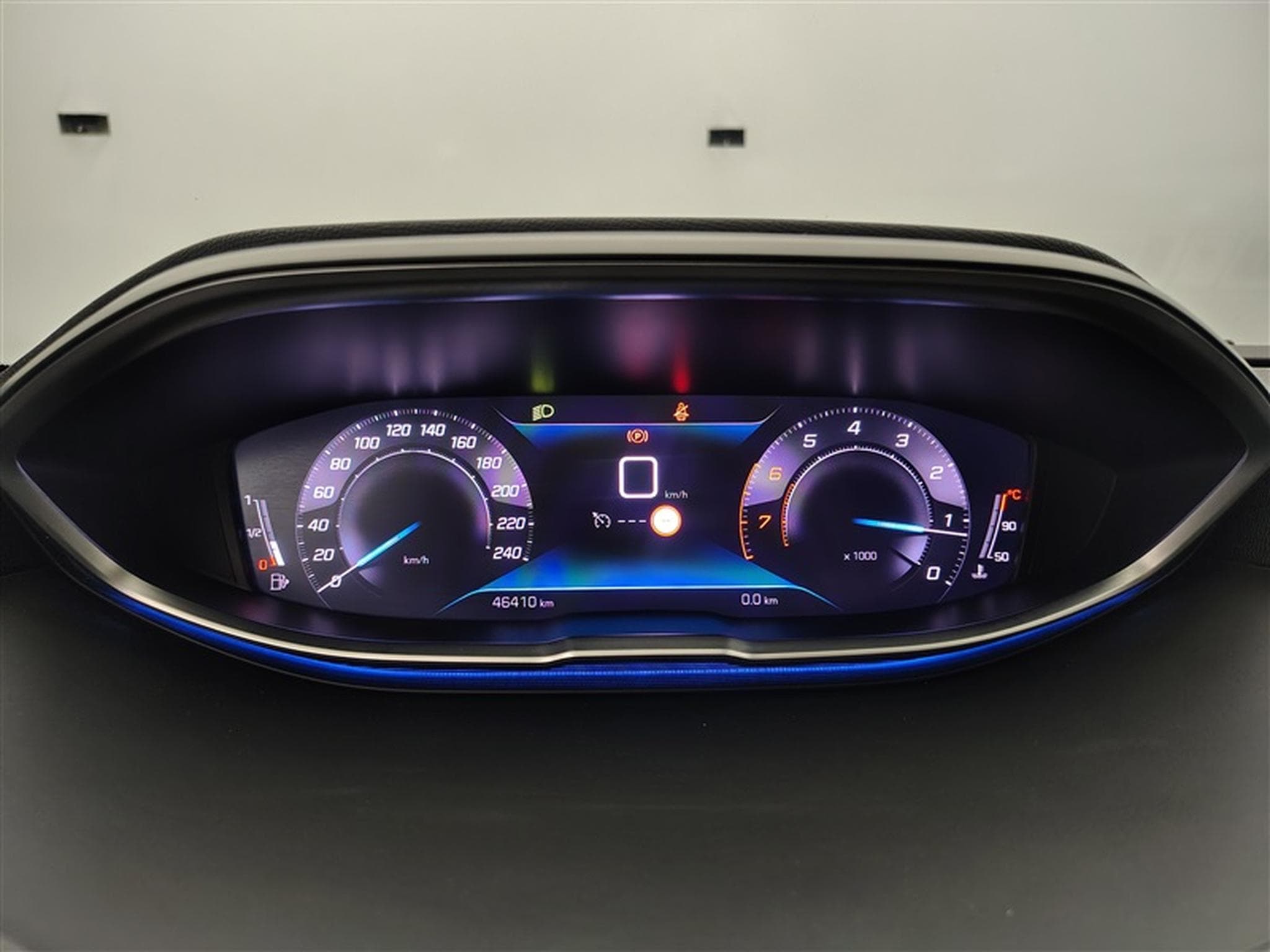 Peugeot 5008 1.2 PureTech Active Pack 7Pl Carplay / Led / PDC (2023) - Photo 10
