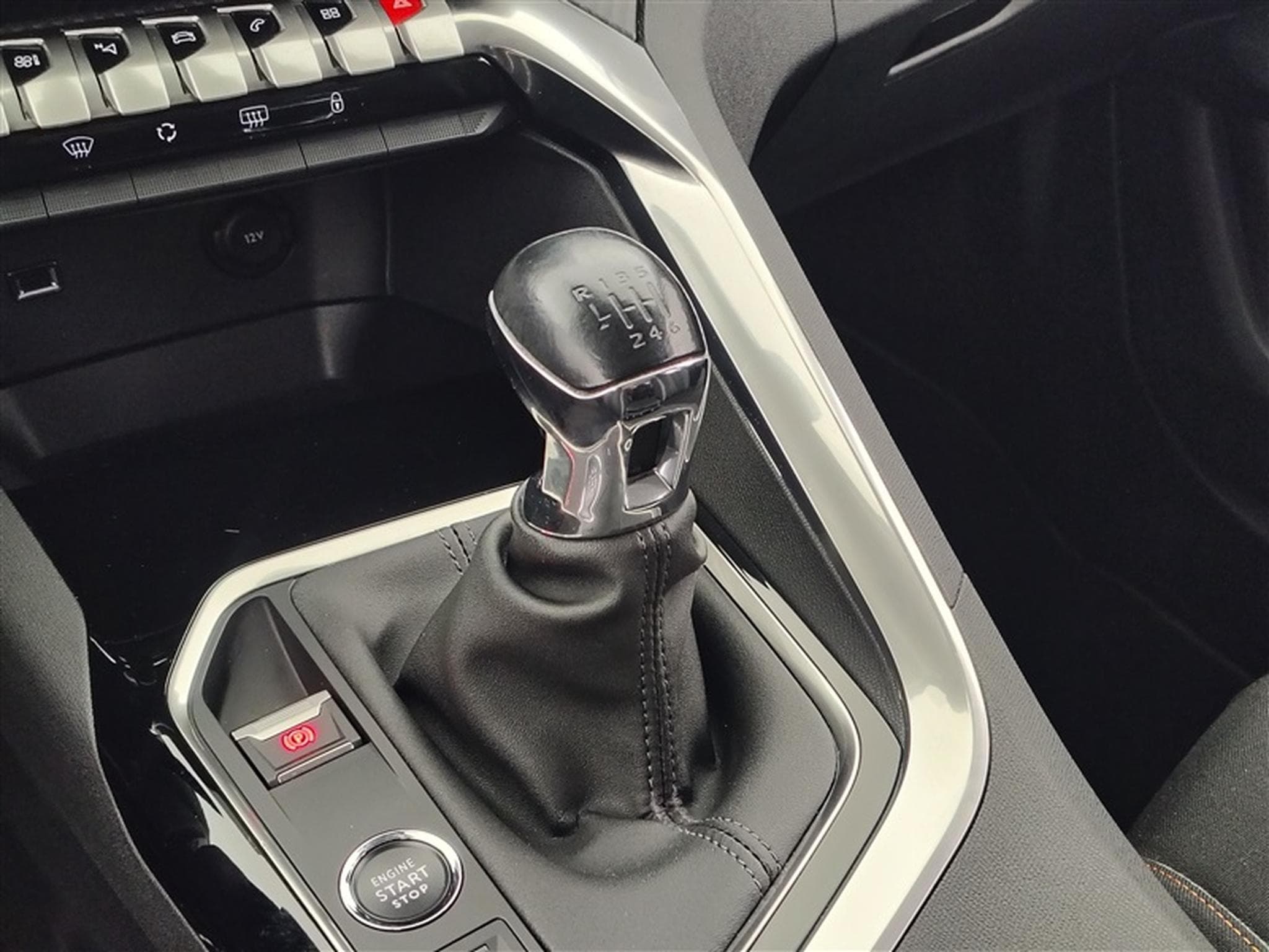 Peugeot 5008 1.2 7Pl Active Pack  Navi Cockpit / Led / PDC+Caméra (2021) - Photo 12