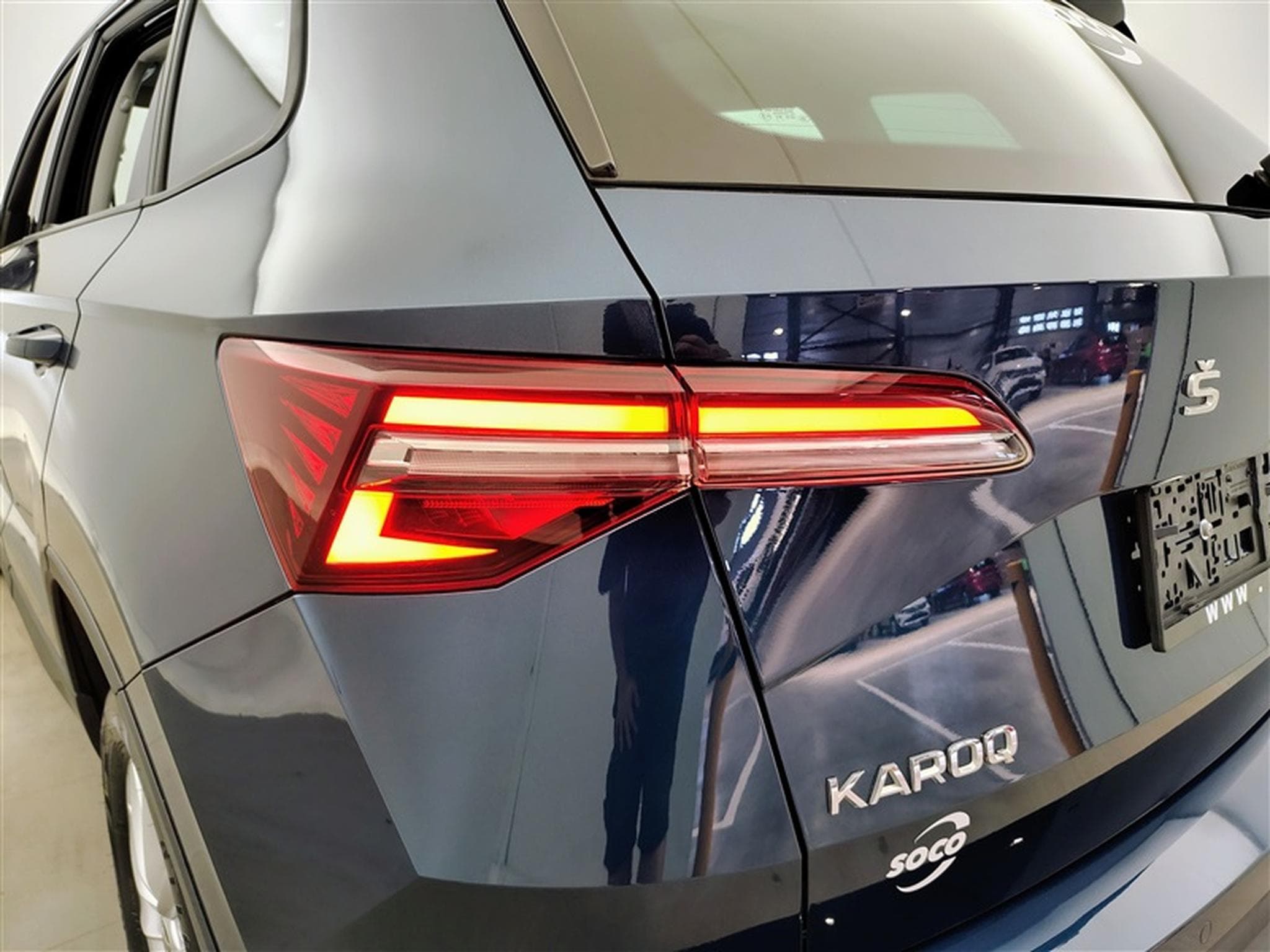 Skoda Karoq 1.0 TSI Clever CARPLAY / FULL LED / CLIM (2023) - Photo 16