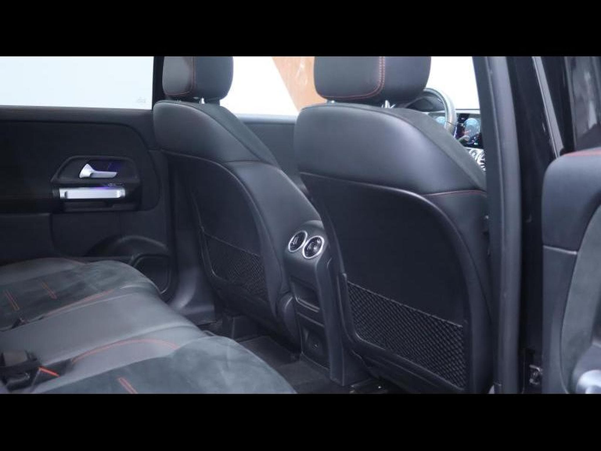 Mercedes GLB 200 Amg Line 7g-DCT (2022) - Foto 15