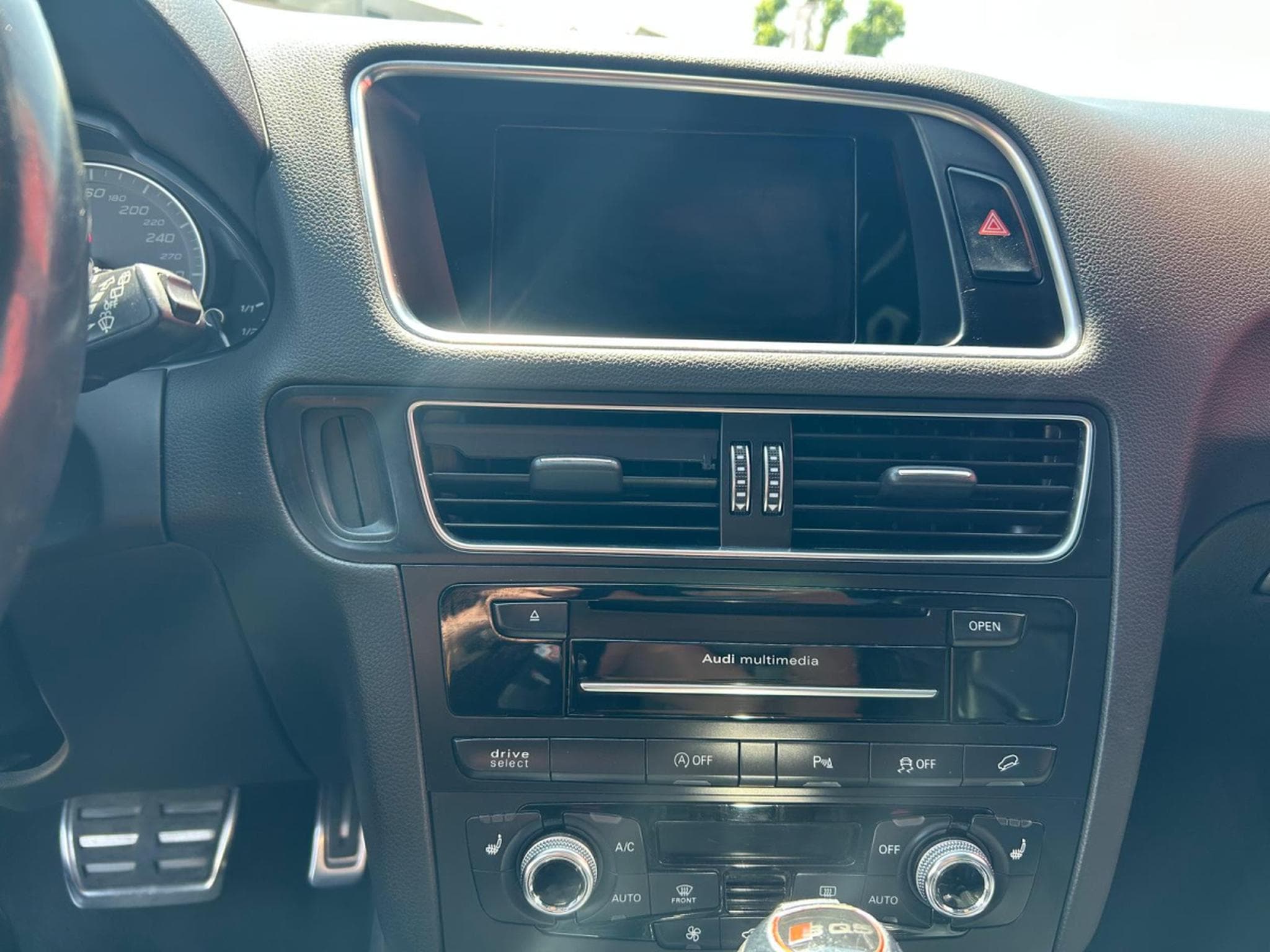 Audi SQ5 Audi SQ5 TDI quattro (2015) - Photo 14