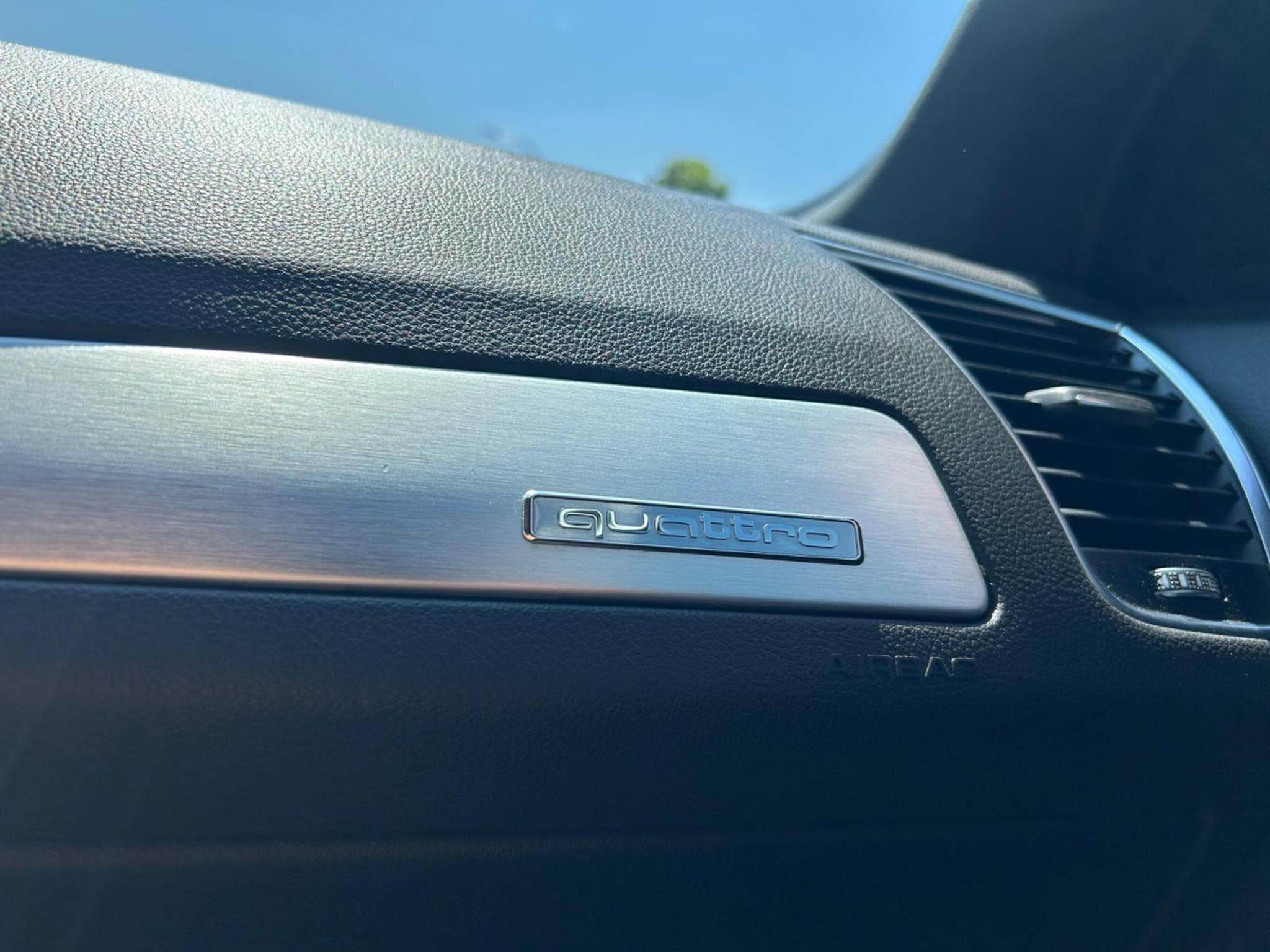 Audi SQ5 Audi SQ5 TDI quattro (2015) - Photo 19