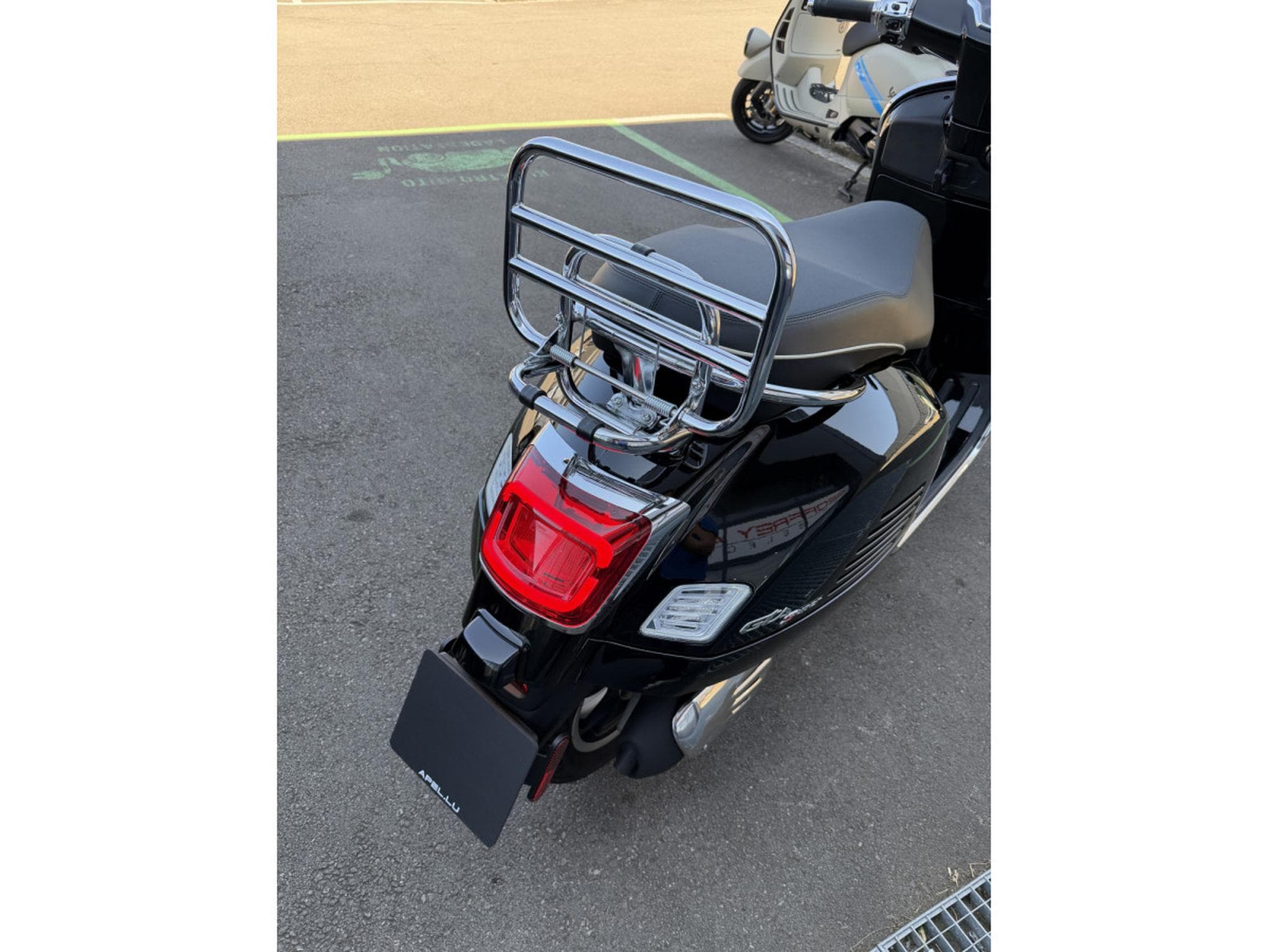 Vespa GTS Super (2023) - Foto 4