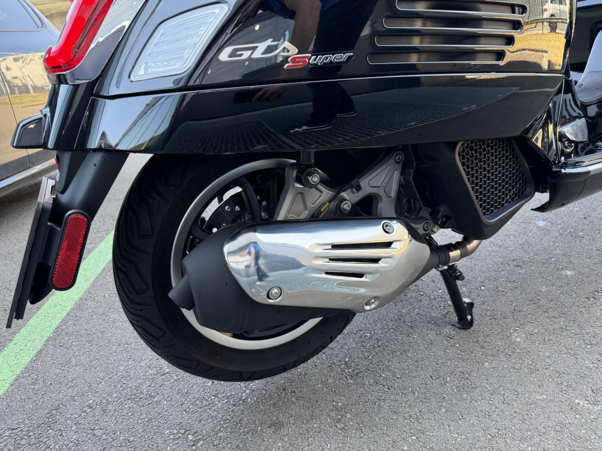 Vespa GTS Super (2023) - Foto 5