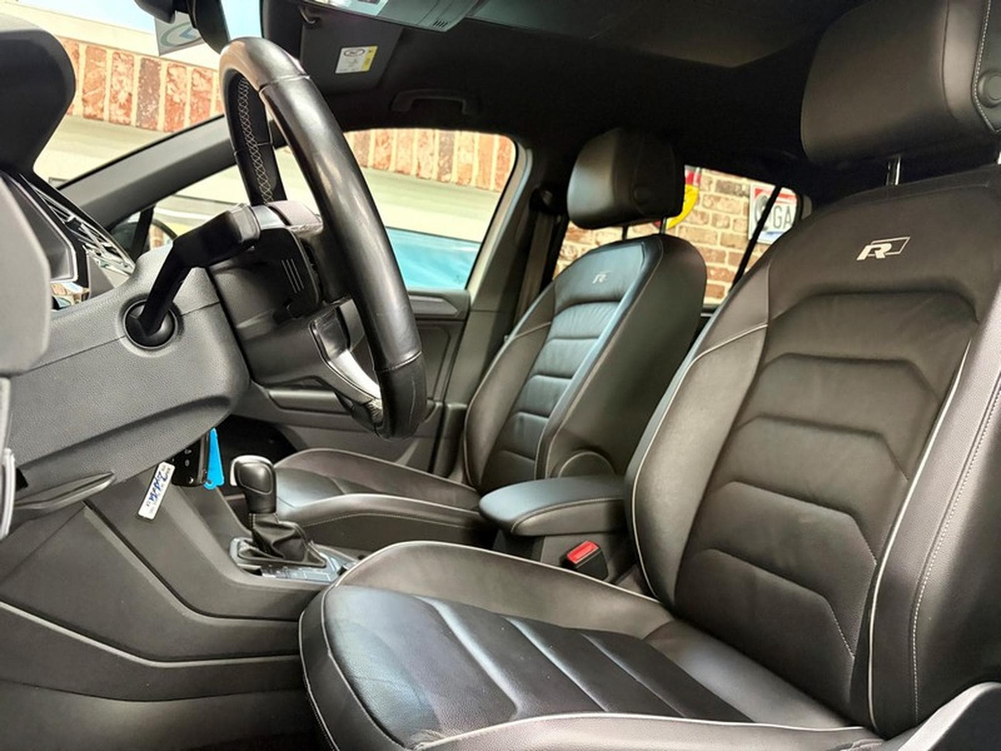 VW Tiguan Tiguan 2.0 TSi 190cv Auto 4x4 R-LINE (2020) - Foto 5