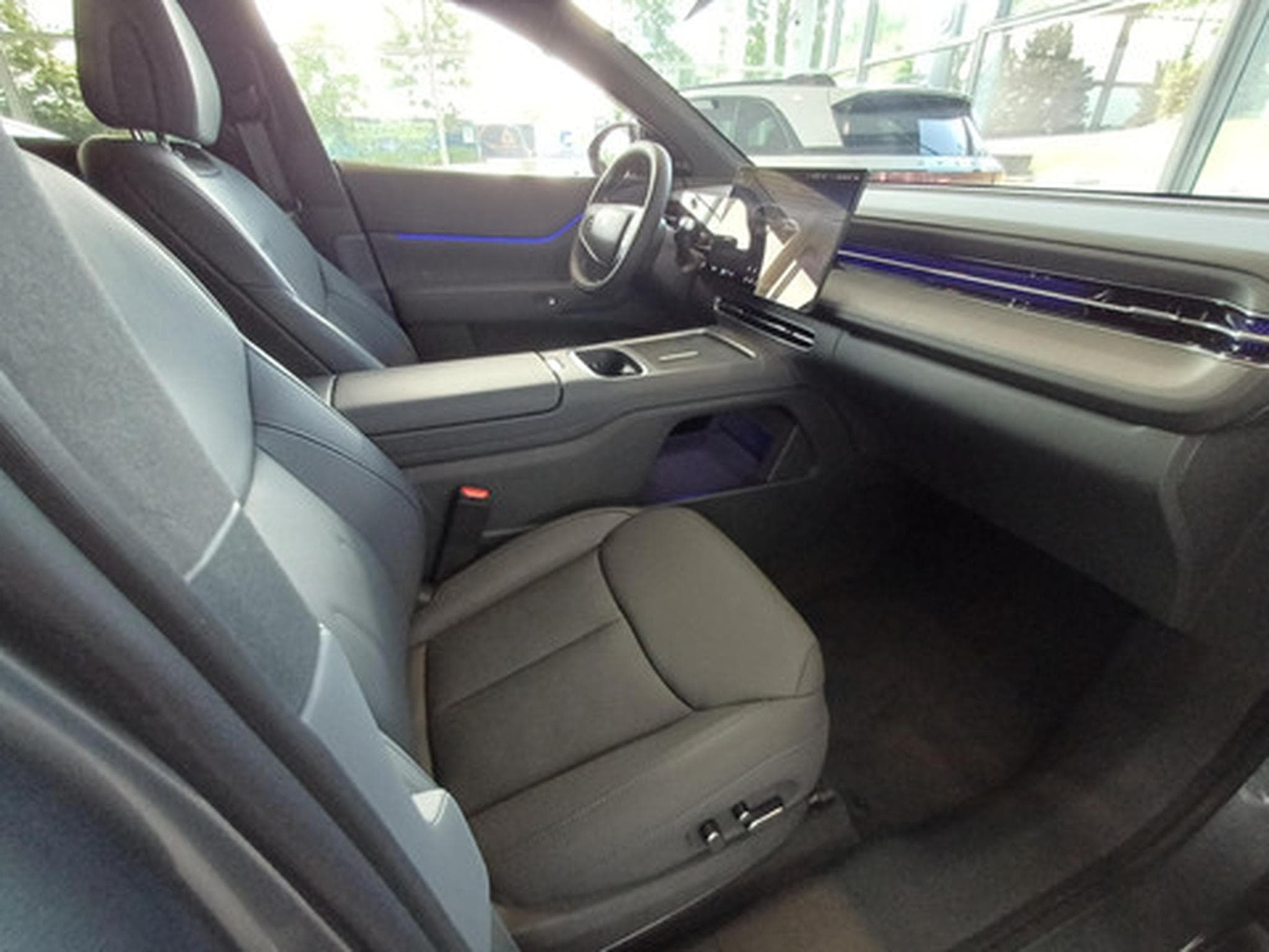 Xpeng G6 New AWD Performan (2026) - Photo 11