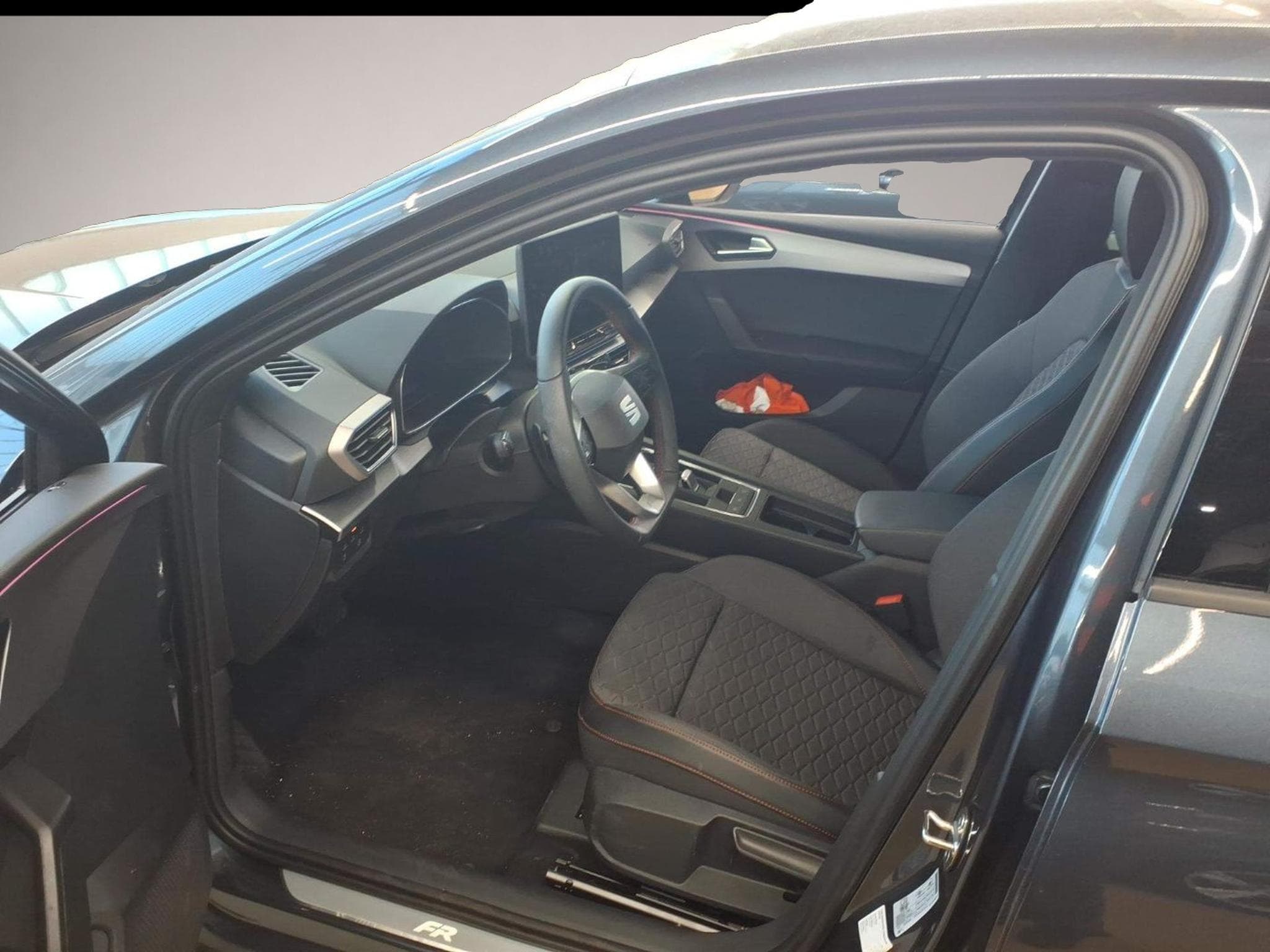 Seat Leon (2025) - Photo 3