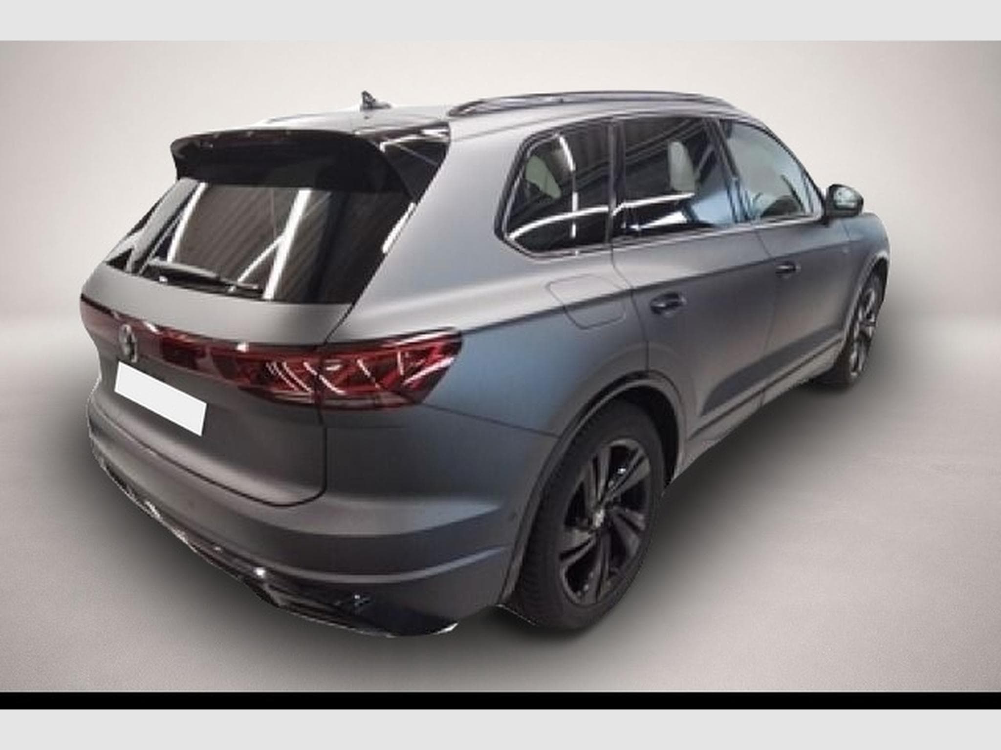 VW Touareg (2025) - Photo 2
