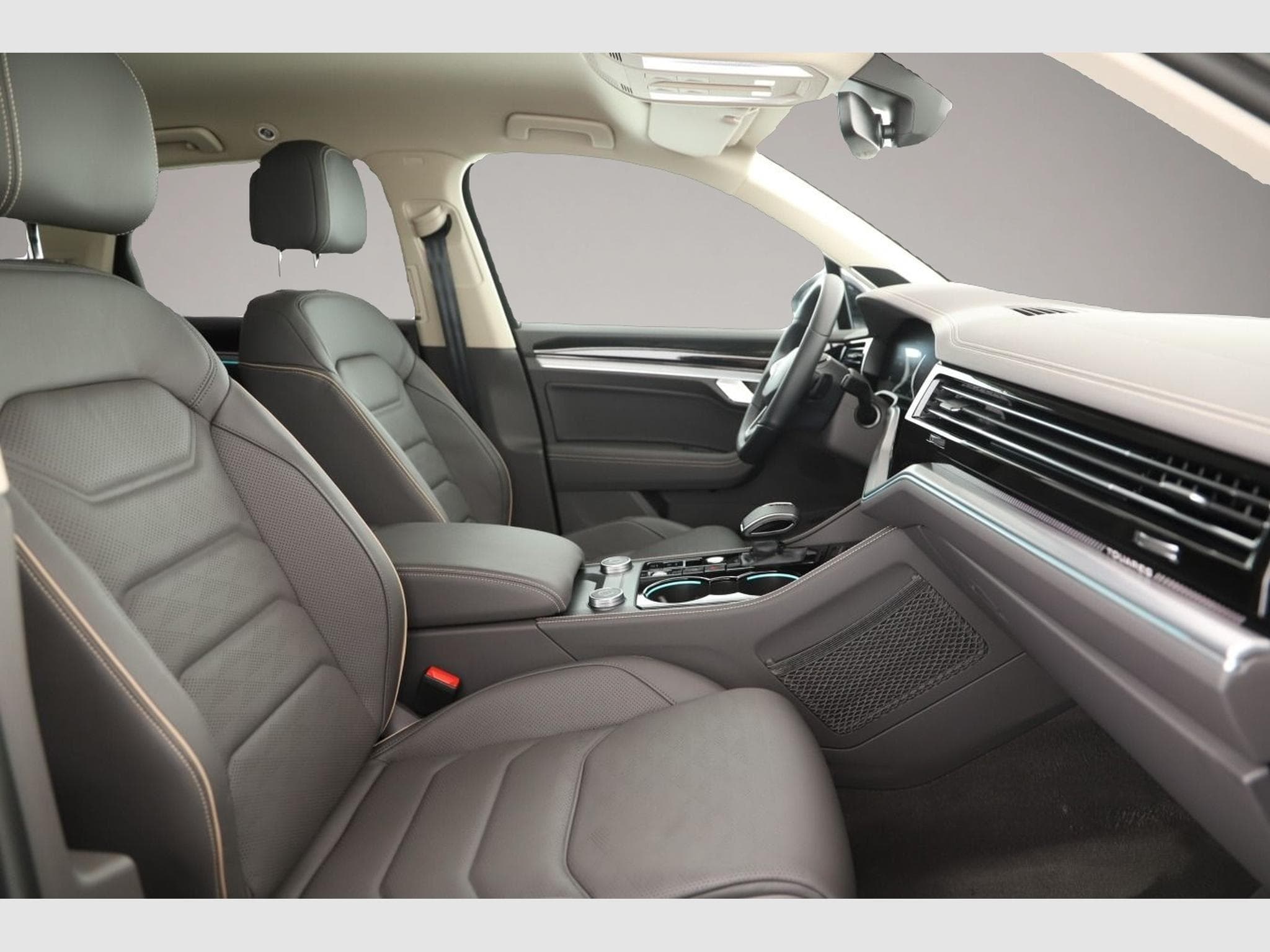 VW Touareg (2025) - Photo 6
