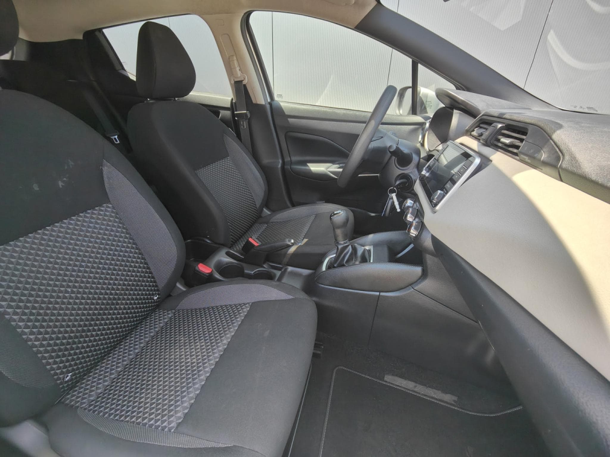 Nissan Micra 1.0 IG-T ACENTA CLIM BLUETOOTH CARPLAY (2020) - Photo 8