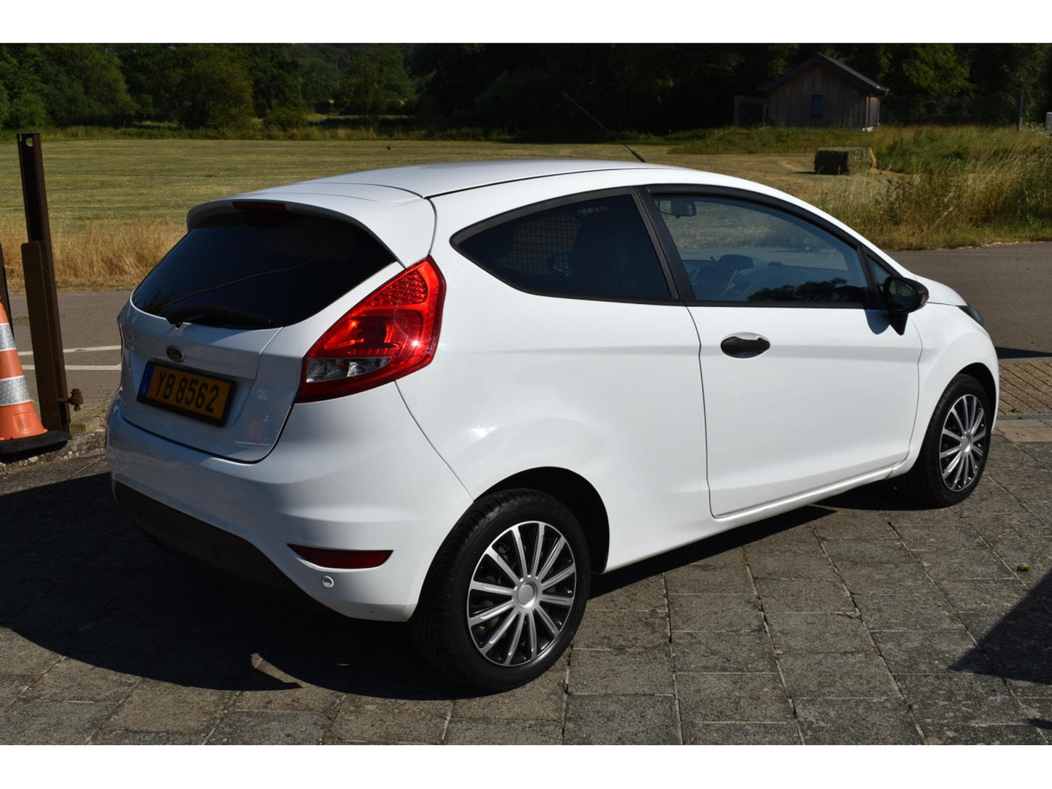 Ford Fiesta 1,4 TDCi Airco 93000km 2PL. (2012) - Photo 4