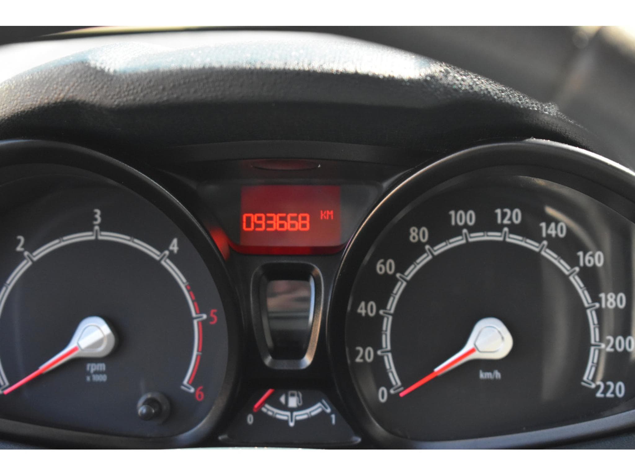 Ford Fiesta 1,4 TDCi Airco 93000km 2PL. (2012) - Photo 8