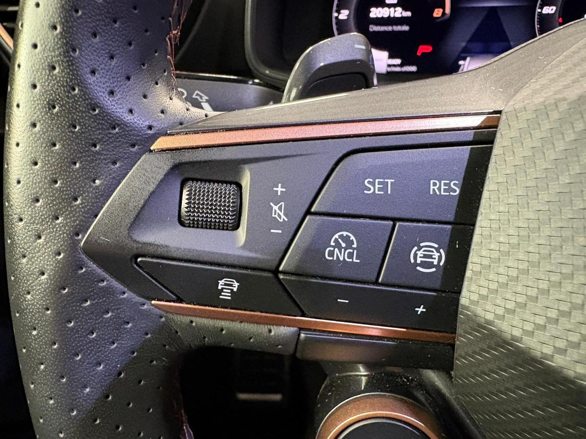 Cupra Leon SP 1.5 eTSI 150 CH DSG7 NEW MODEL (2024) - Photo 14