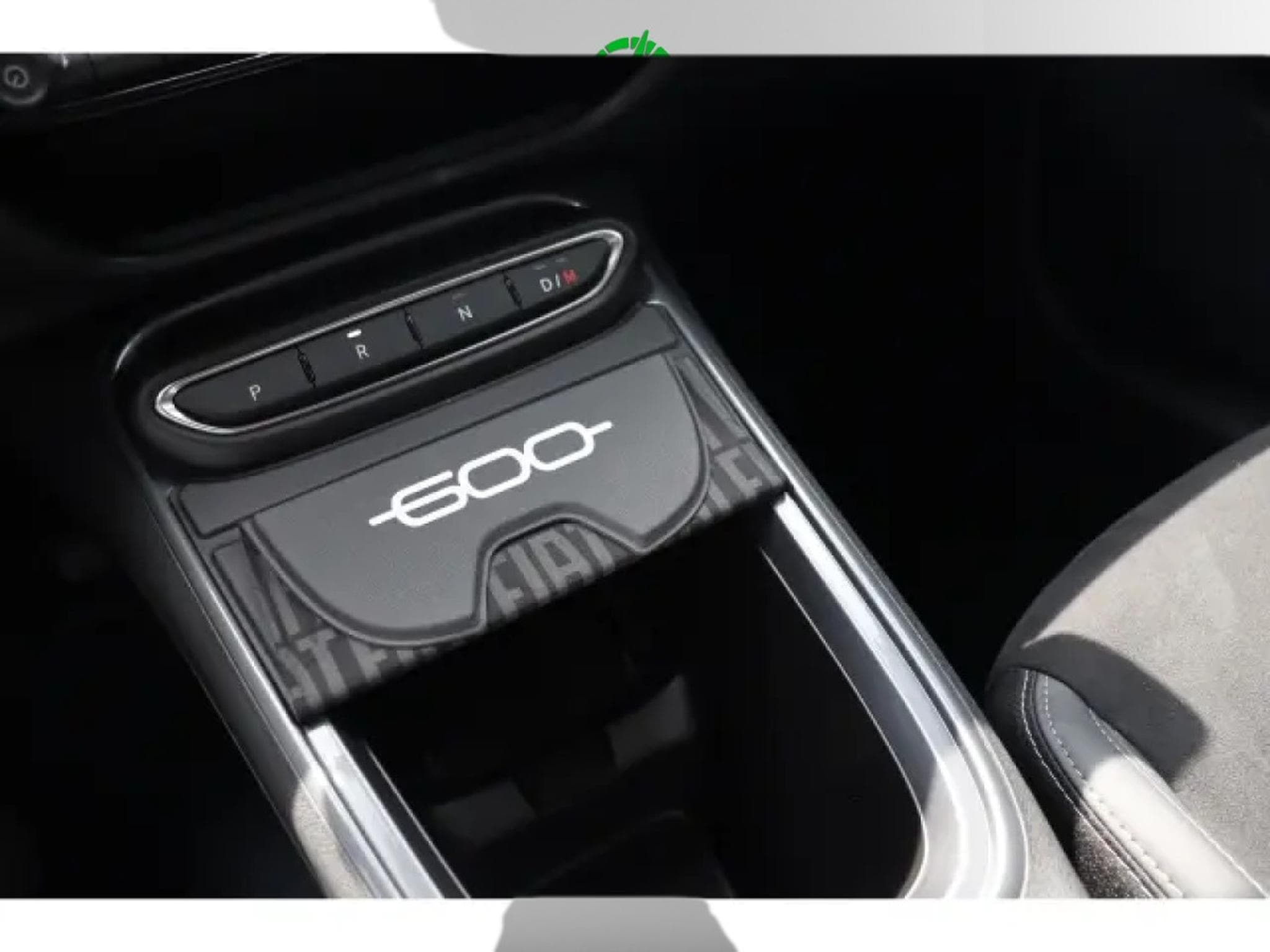Fiat 600 HYBRID SPORT 1.2 (2026) - Photo 21