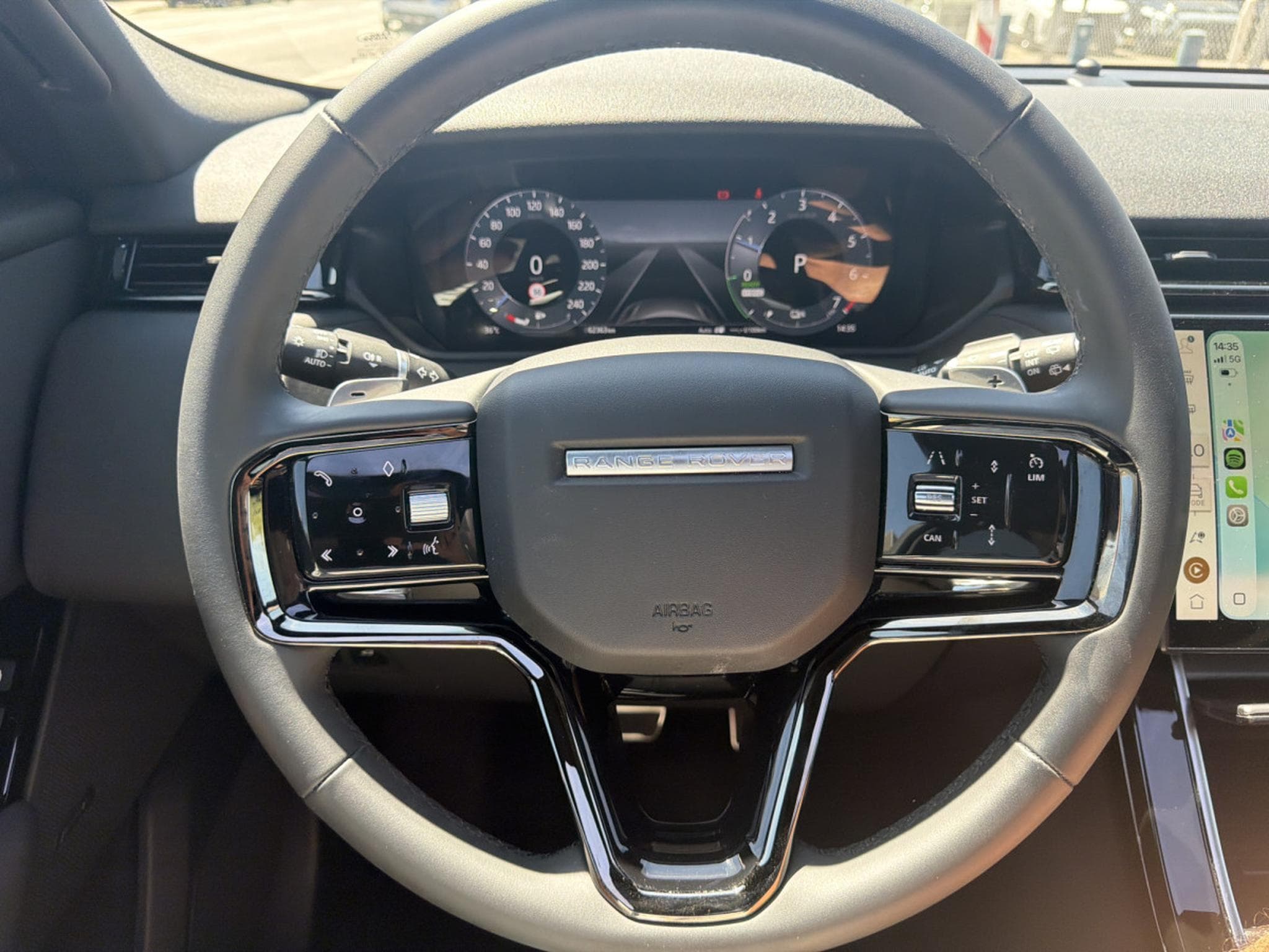 Land-Rover Range Rover Velar P400e SE 300CV HYBRIDE/ESSENCE (2023) - Photo 16