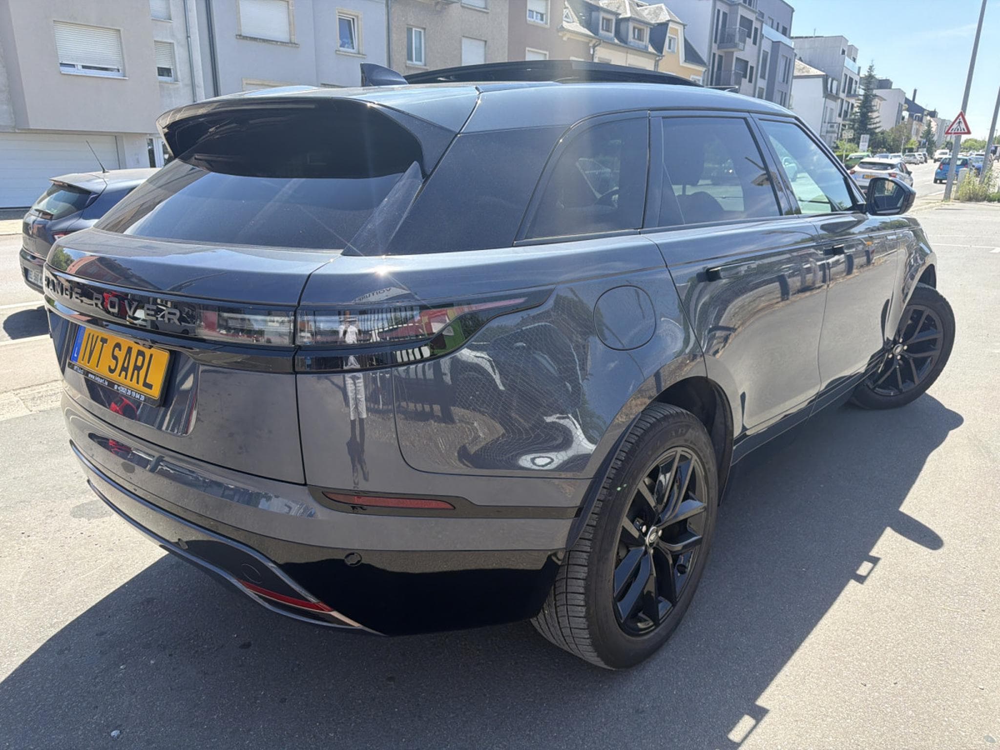 Land-Rover Range Rover Velar P400e SE 300CV HYBRIDE/ESSENCE (2023) - Photo 7