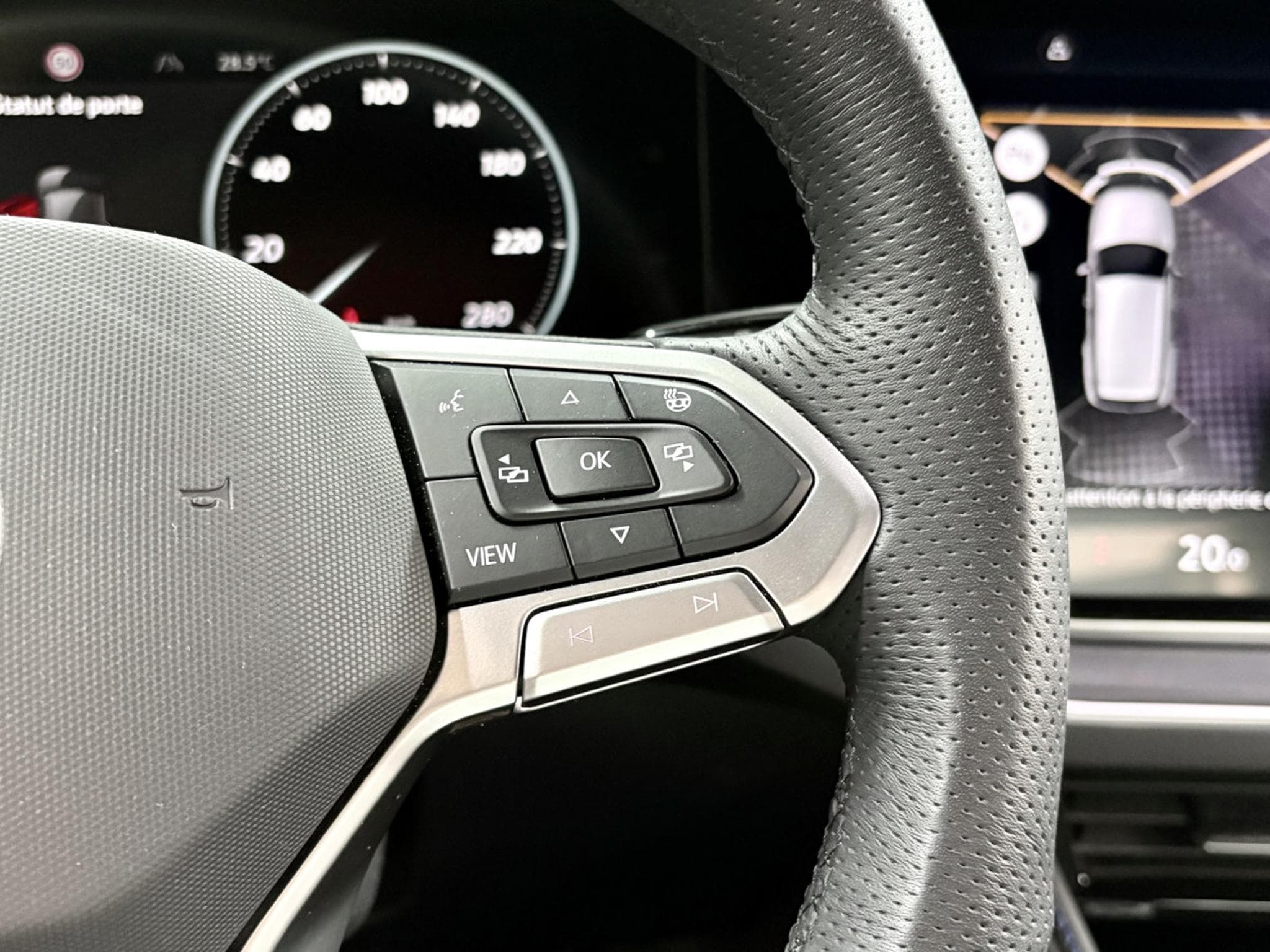 VW Touareg 3.0 R 4Motion eHybrid 462 CV **360°** Susp. pneumatique ** C (2025) - Photo 12