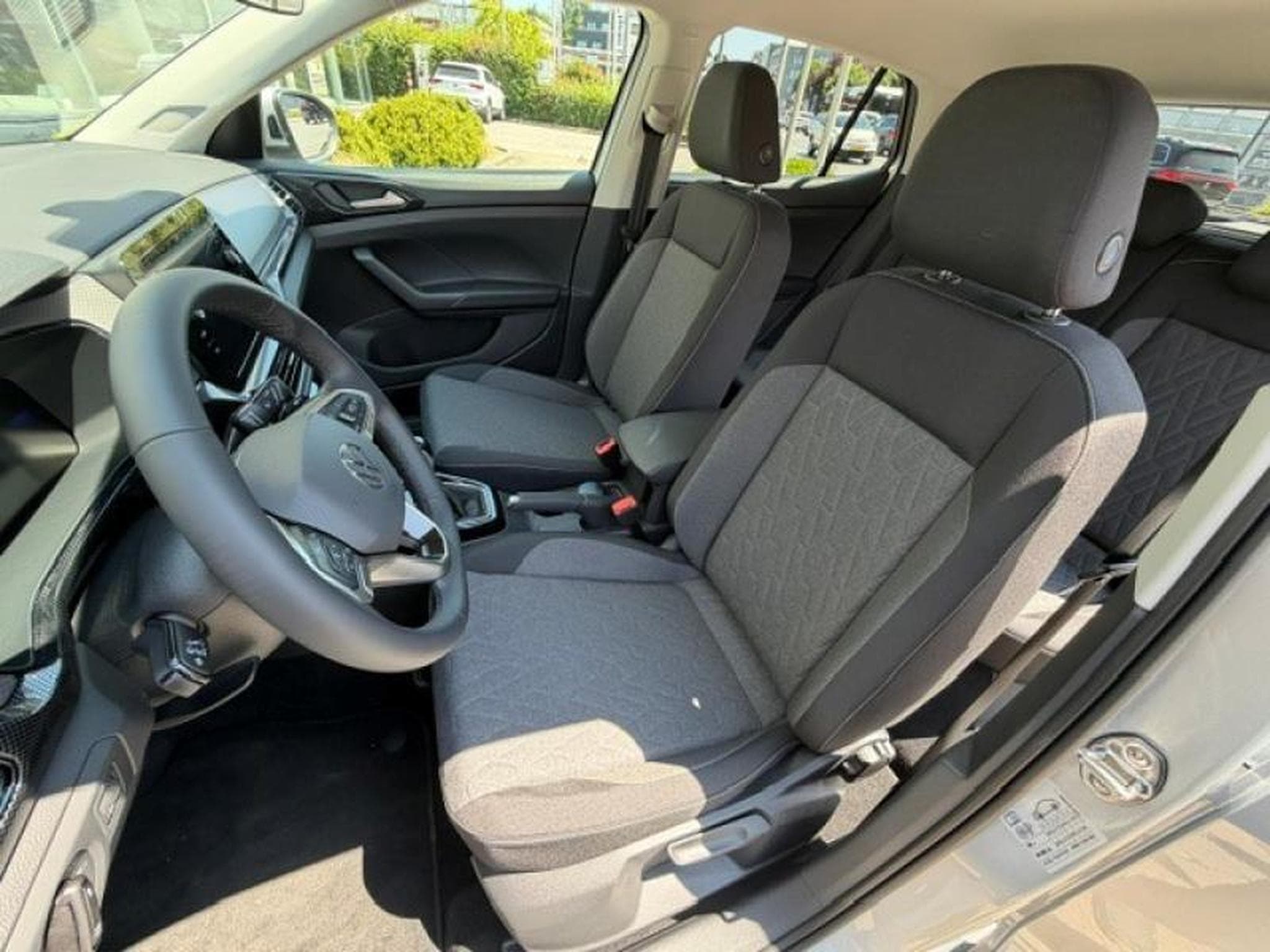 VW T-Cross LIFE (2026) - Photo 12