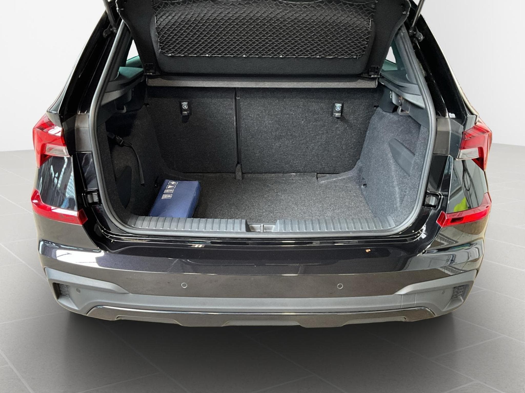 Skoda Kamiq Monte-Carlo+DSG+P.Ass+Navi+LED (2025) - Foto 17