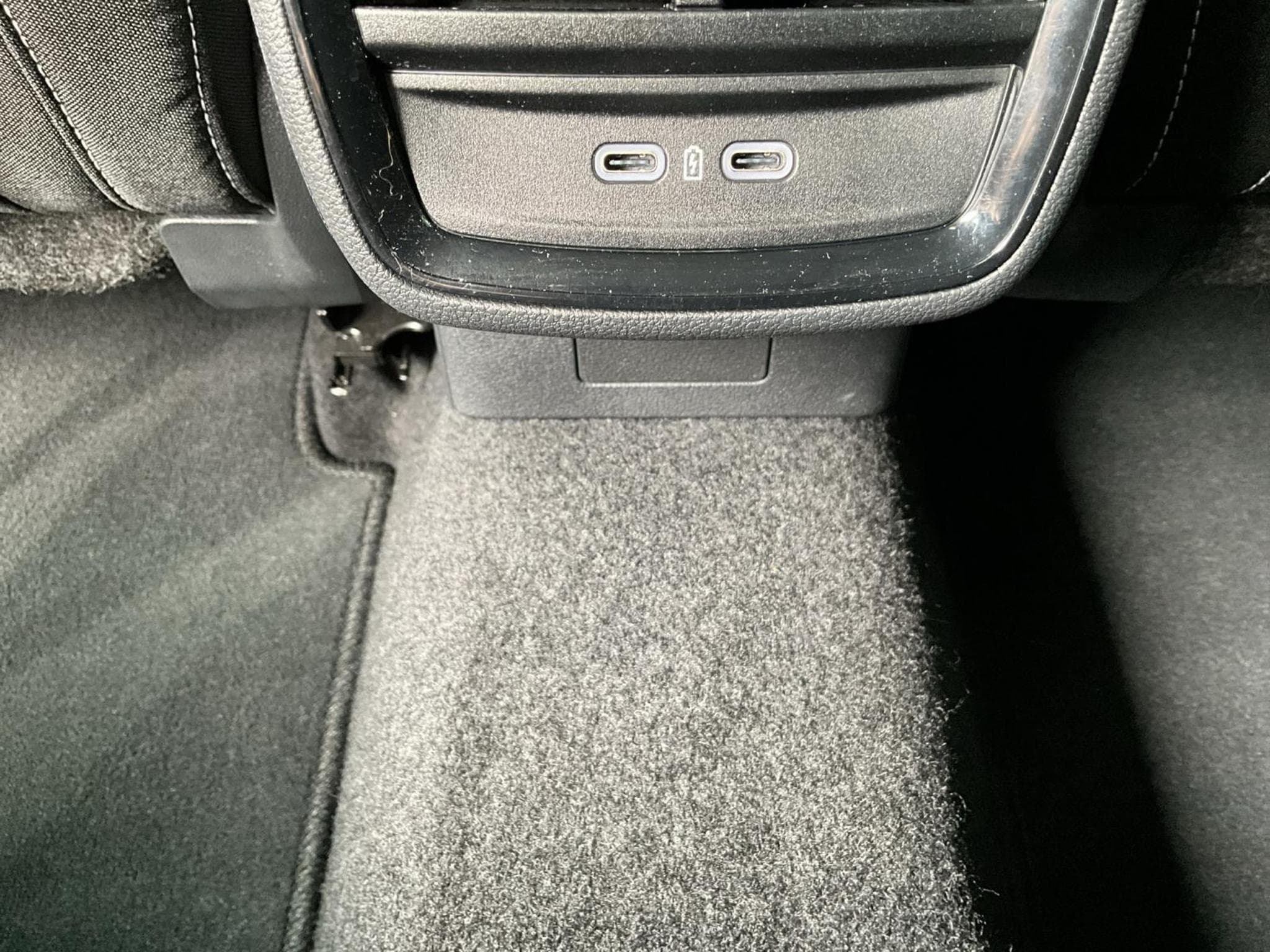 Skoda Kamiq Monte-Carlo+DSG+P.Ass+Navi+LED (2025) - Foto 21