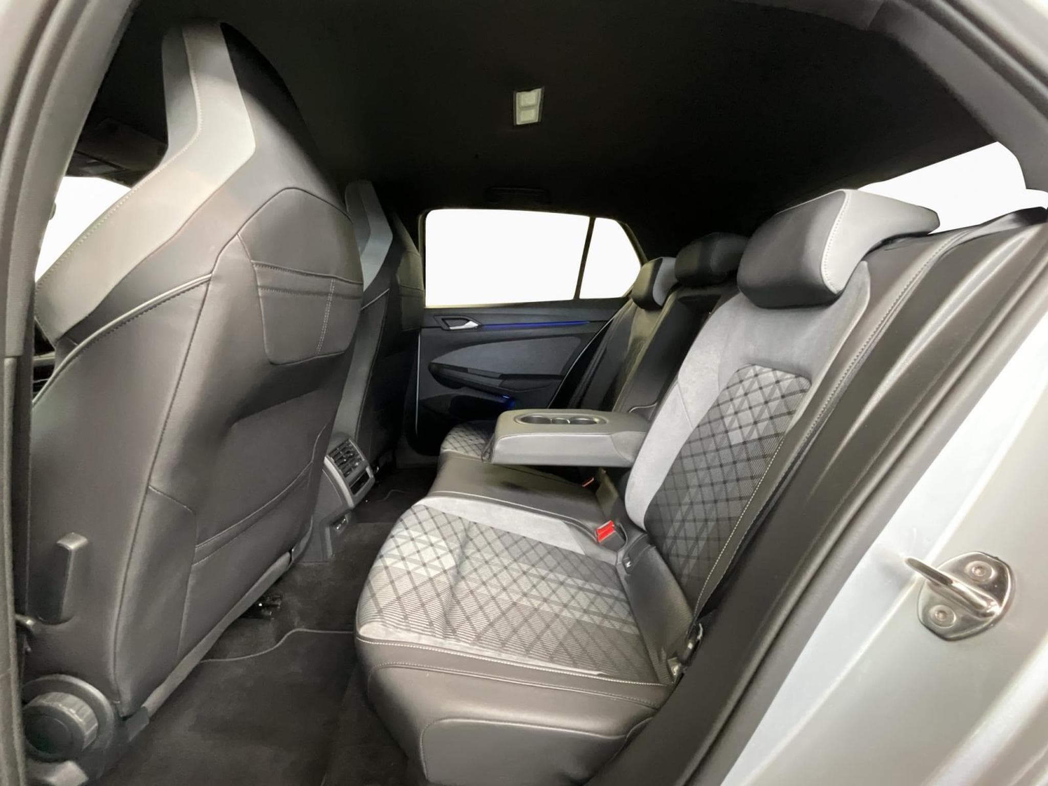 VW Golf R-line+DSG+LED+Navi+RearView (2022) - Foto 15